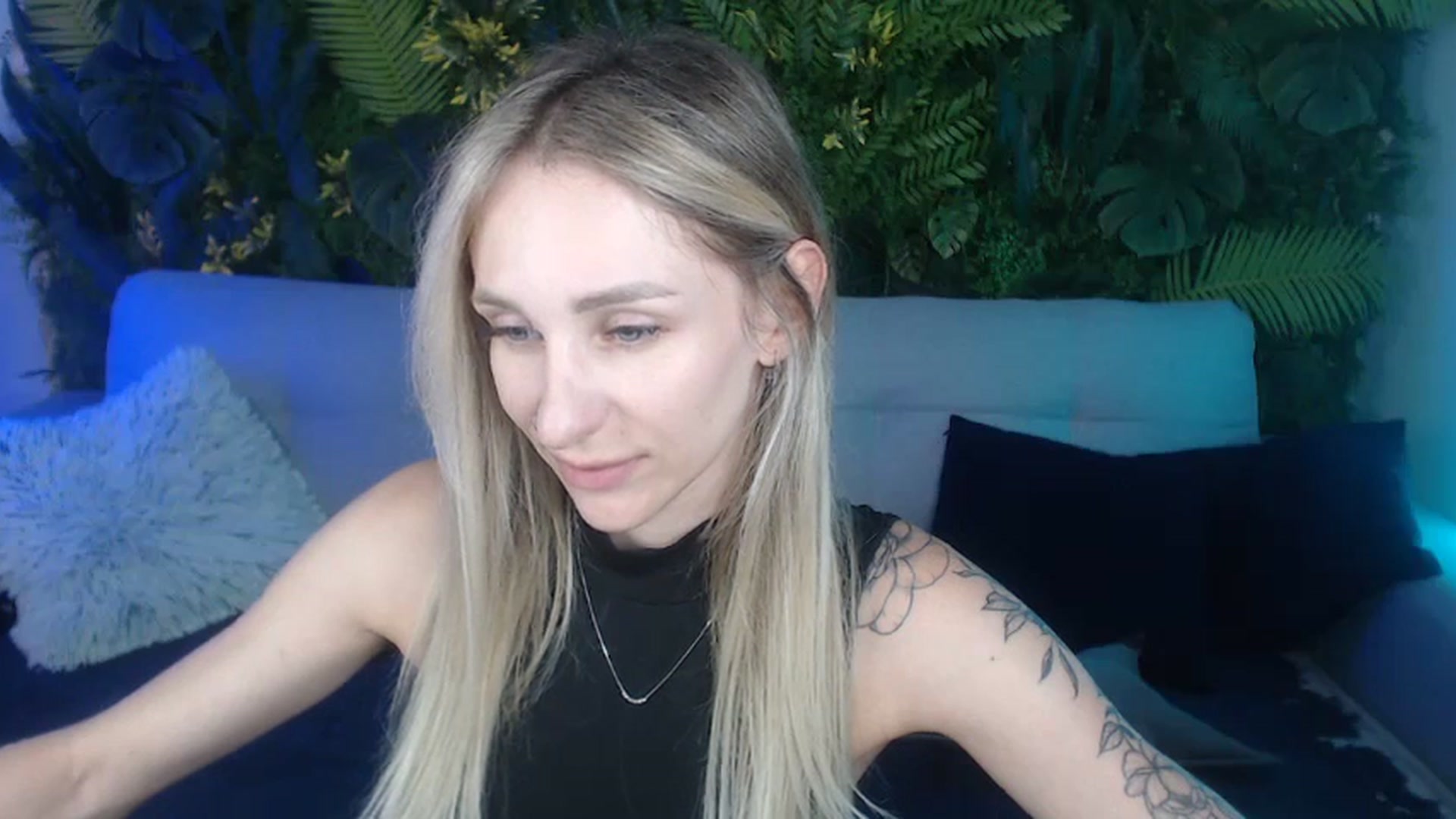 Gallery image thumbnail from Horny_Blond's myfreecams stream on, 09/06/2024, 10:59 image 12 of 20