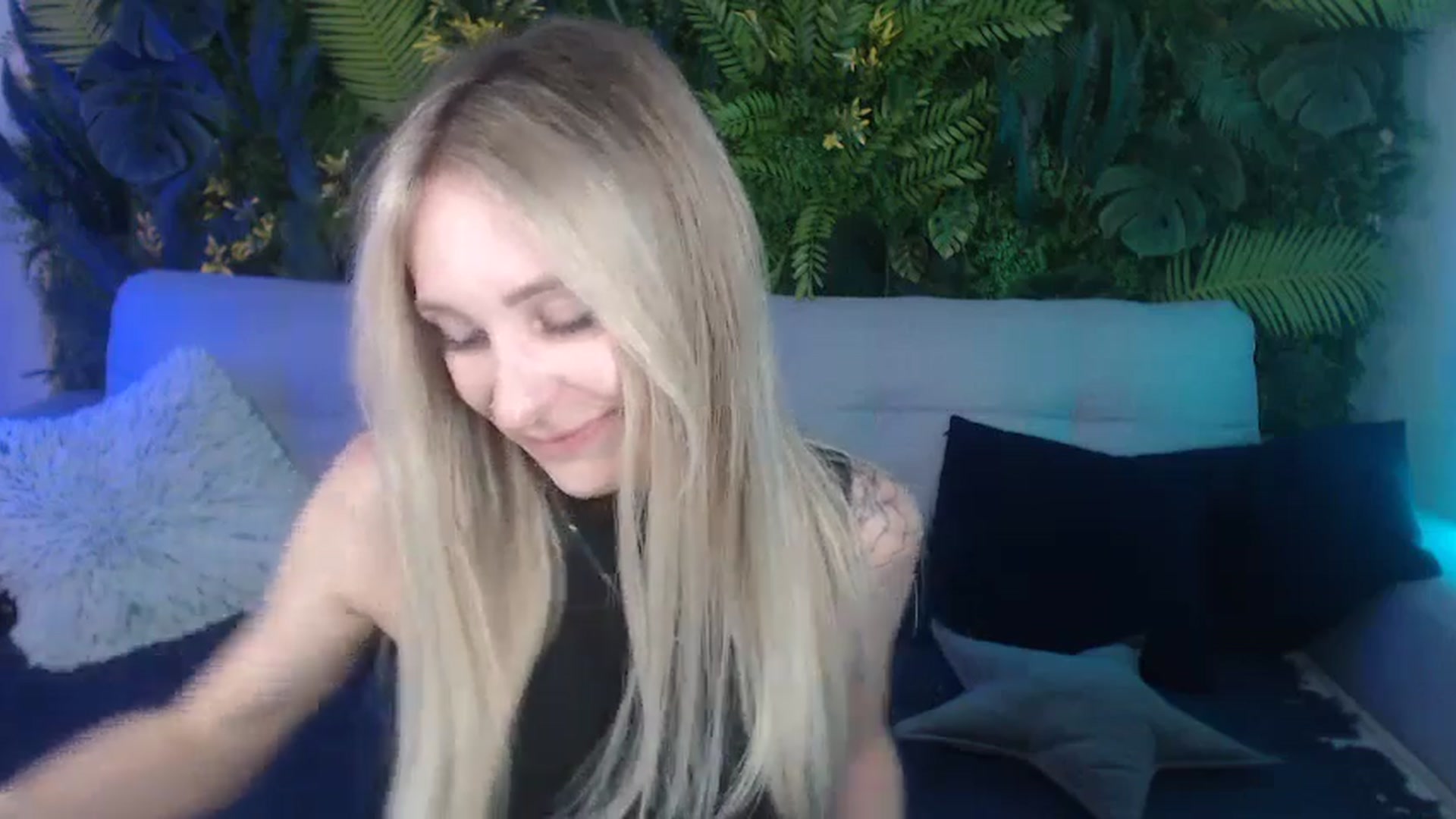 Gallery image thumbnail from Horny_Blond's myfreecams stream on, 09/06/2024, 10:59 image 16 of 20
