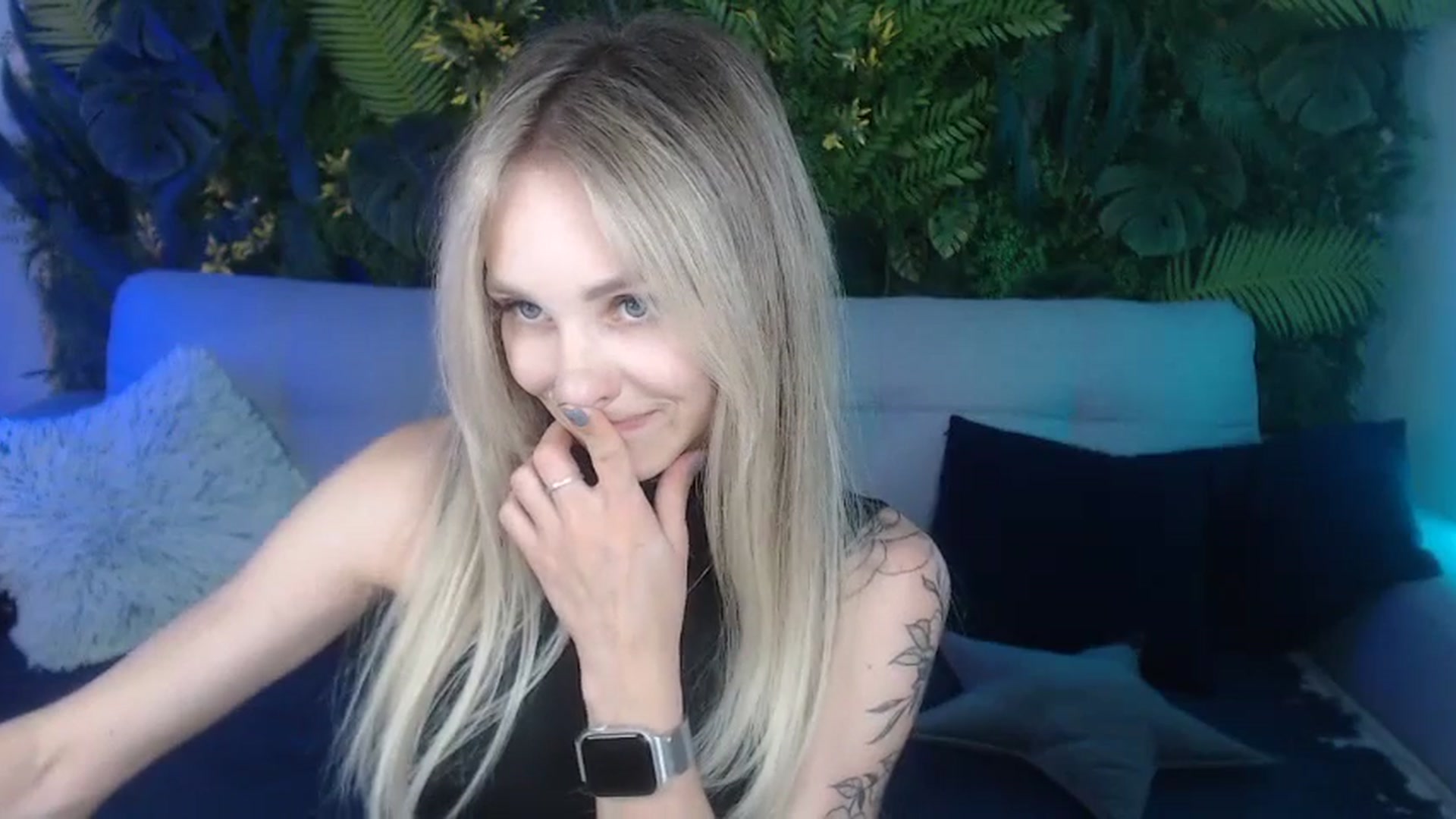 Gallery image thumbnail from Horny_Blond's myfreecams stream on, 09/06/2024, 10:59 image 15 of 20