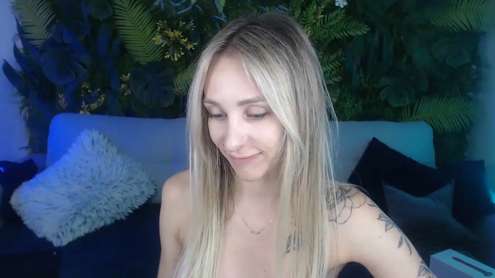 Gallery image thumbnail from Horny_Blond's myfreecams stream on, 09/06/2024, 13:23 image 4 of 20