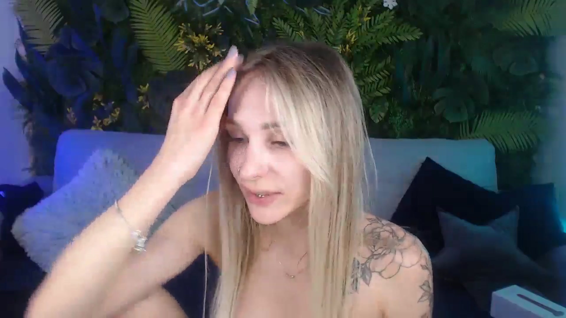 Gallery image thumbnail from Horny_Blond's myfreecams stream on, 09/06/2024, 13:23 image 5 of 20