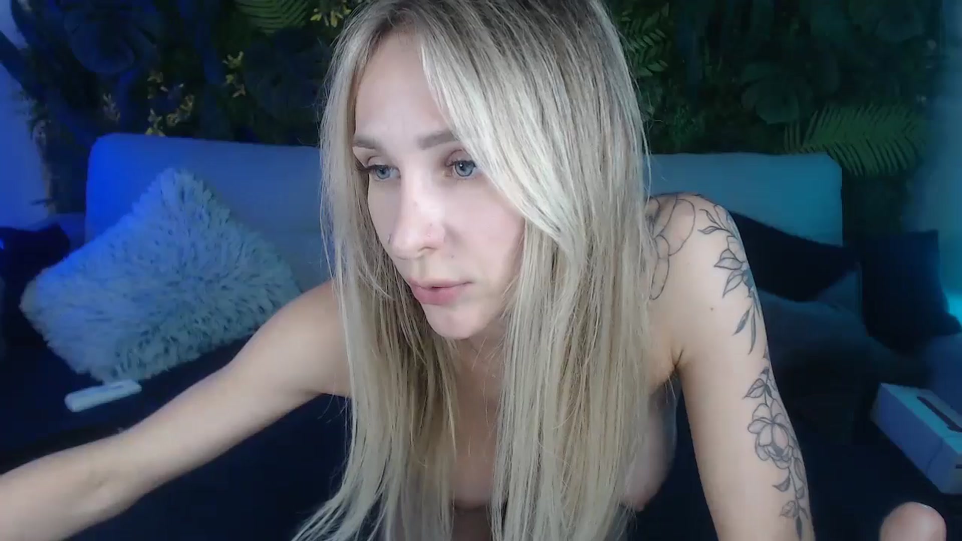 Gallery image thumbnail from Horny_Blond's myfreecams stream on, 09/06/2024, 13:53 image 12 of 20