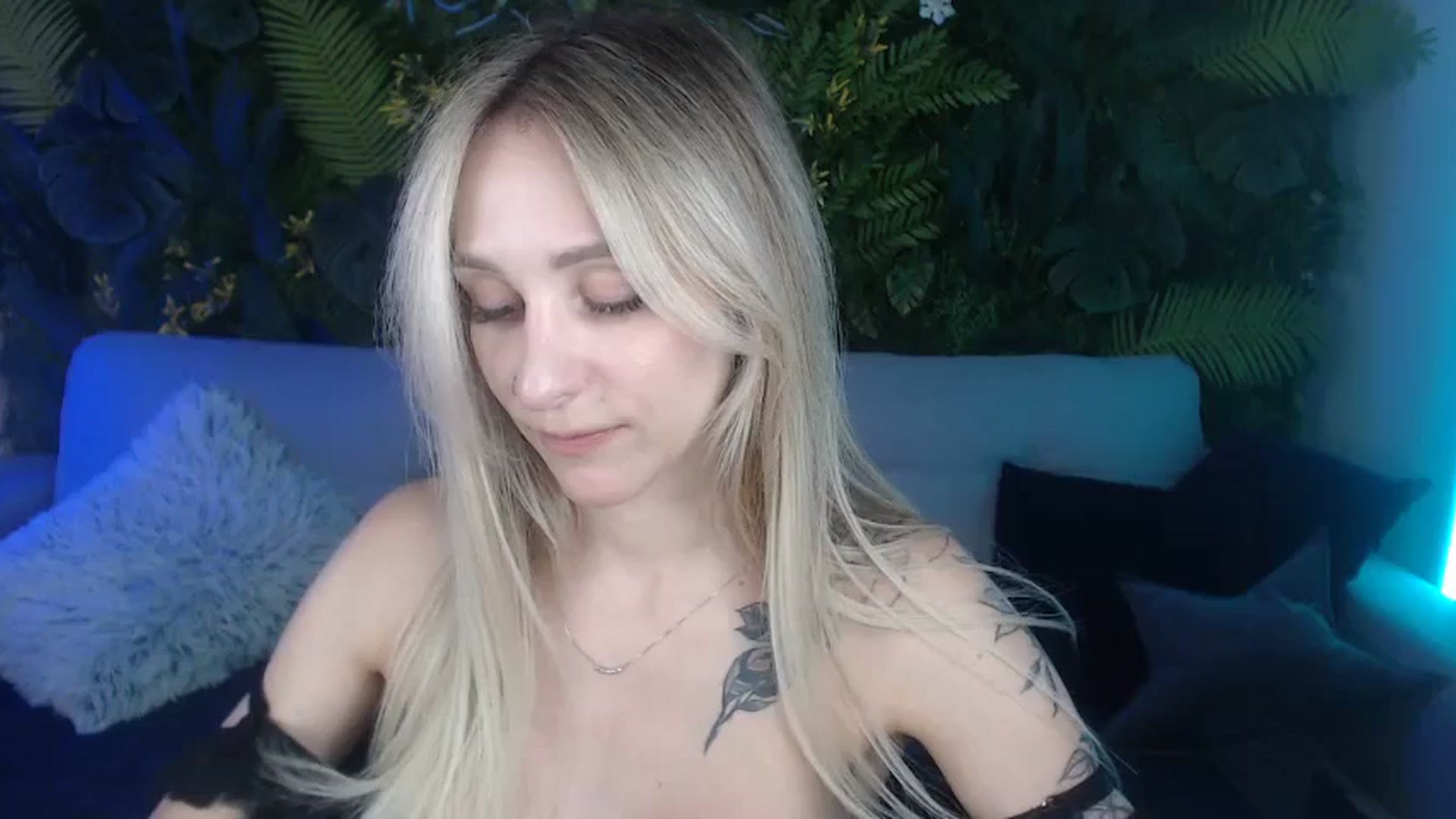 Gallery image thumbnail from Horny_Blond's myfreecams stream on, 09/07/2024, 08:49 image 13 of 20