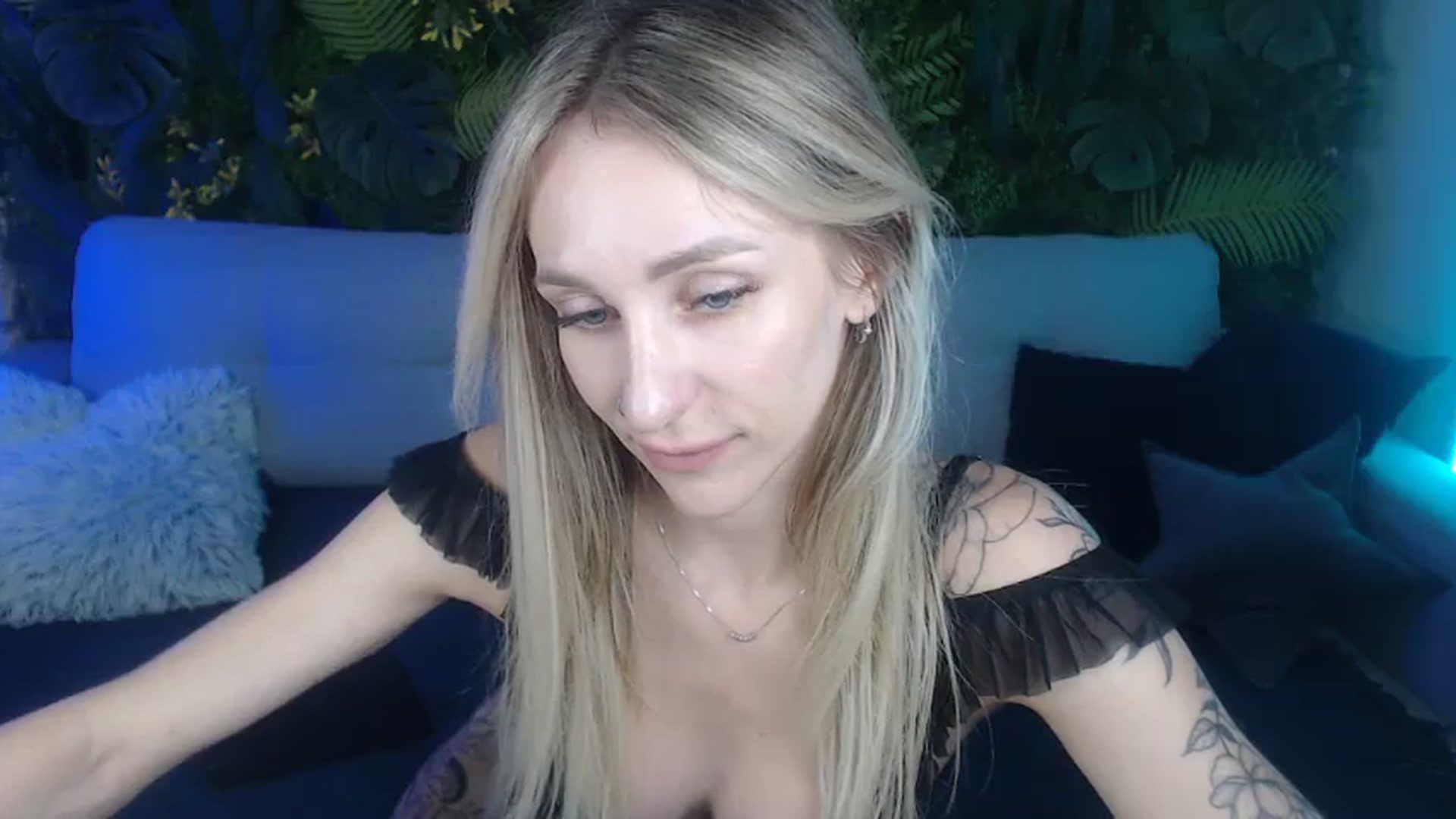 Gallery image thumbnail from Horny_Blond's myfreecams stream on, 09/07/2024, 10:07 image 15 of 20