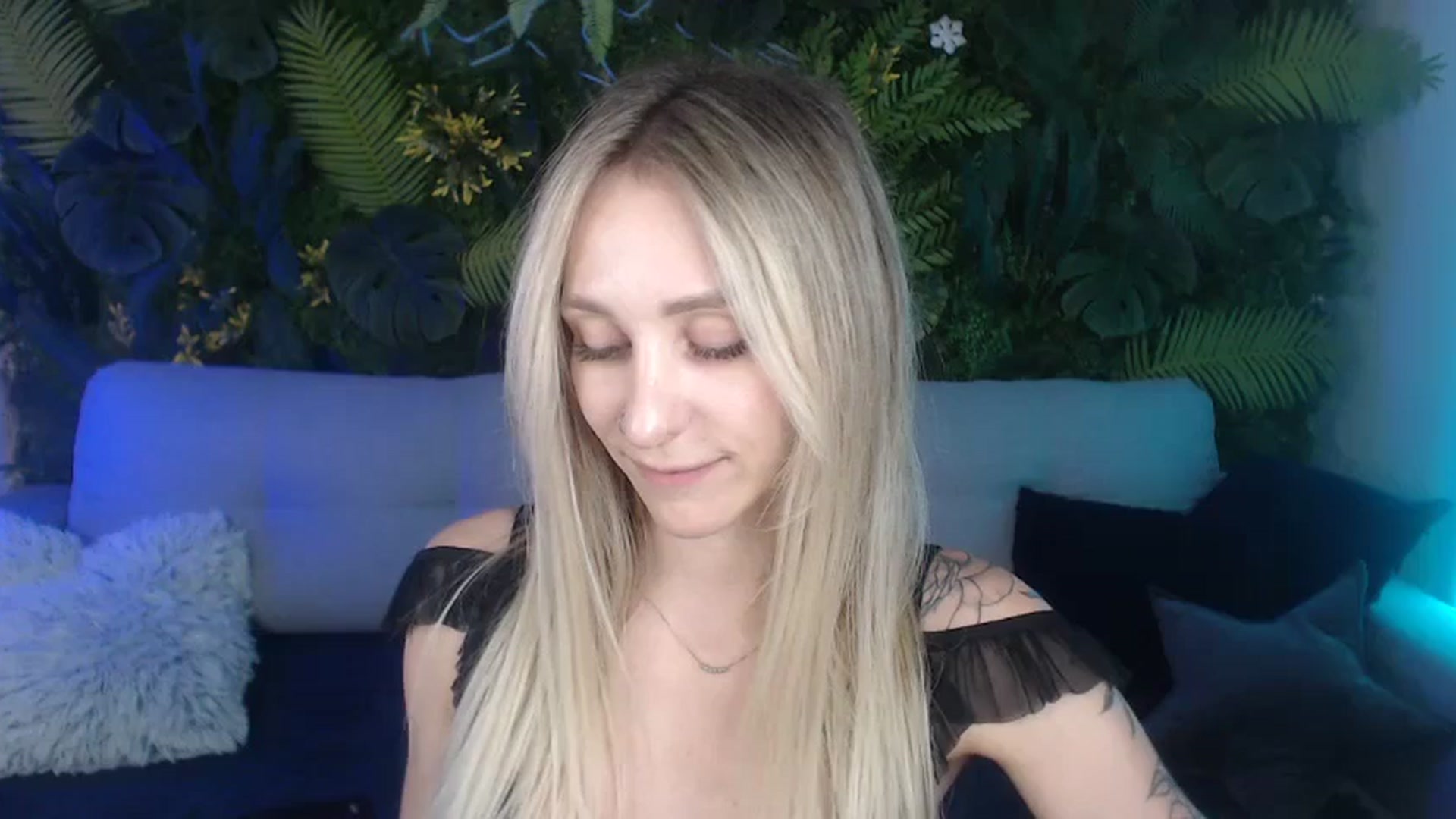 Gallery image thumbnail from Horny_Blond's myfreecams stream on, 09/07/2024, 10:48 image 1 of 20