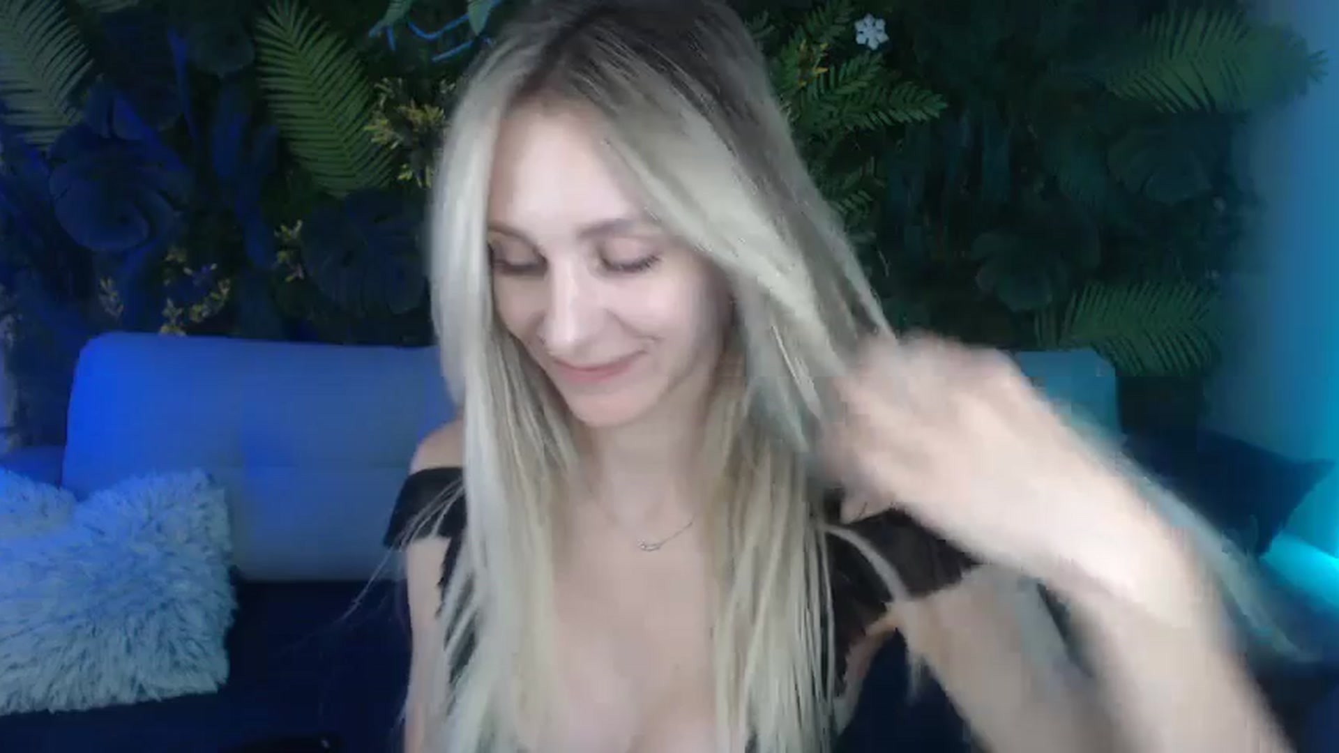 Gallery image thumbnail from Horny_Blond's myfreecams stream on, 09/07/2024, 10:48 image 4 of 20