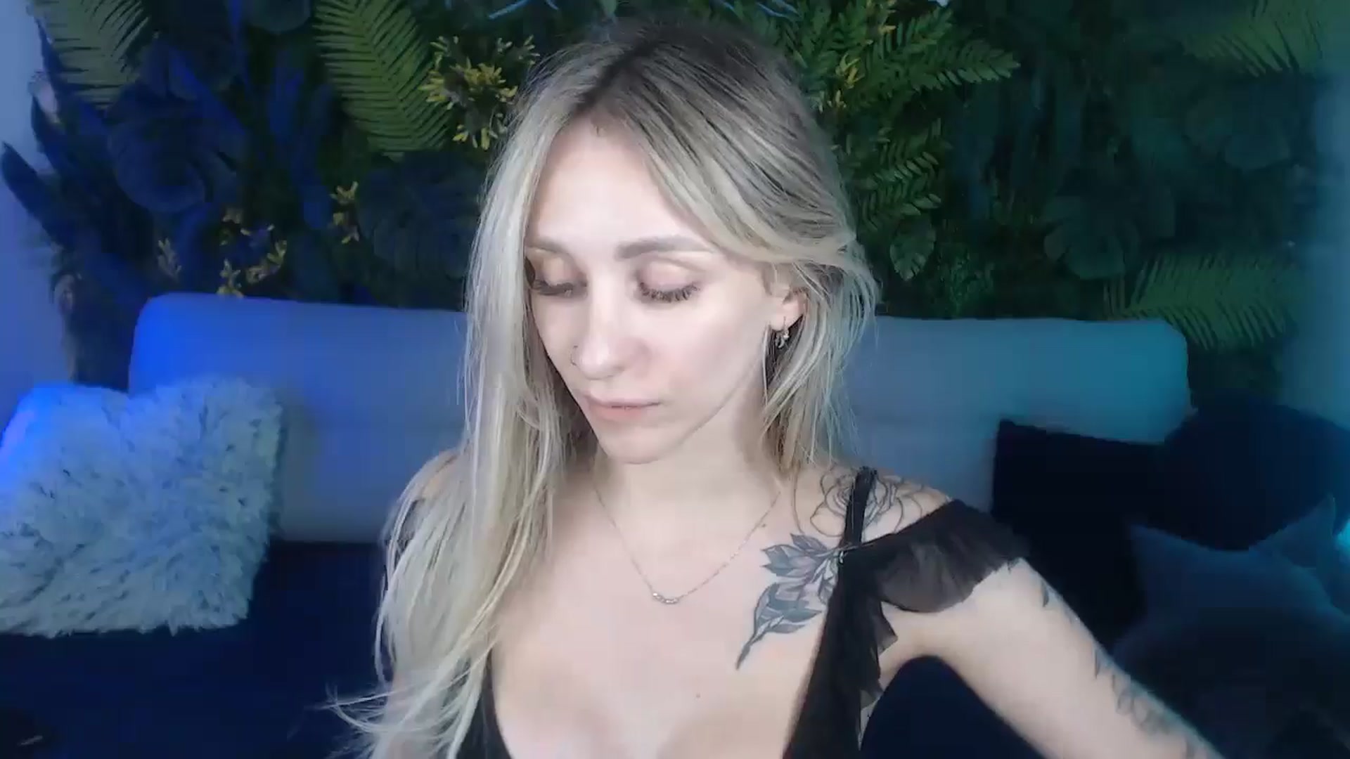 Gallery image thumbnail from Horny_Blond's myfreecams stream on, 09/07/2024, 11:56 image 5 of 20