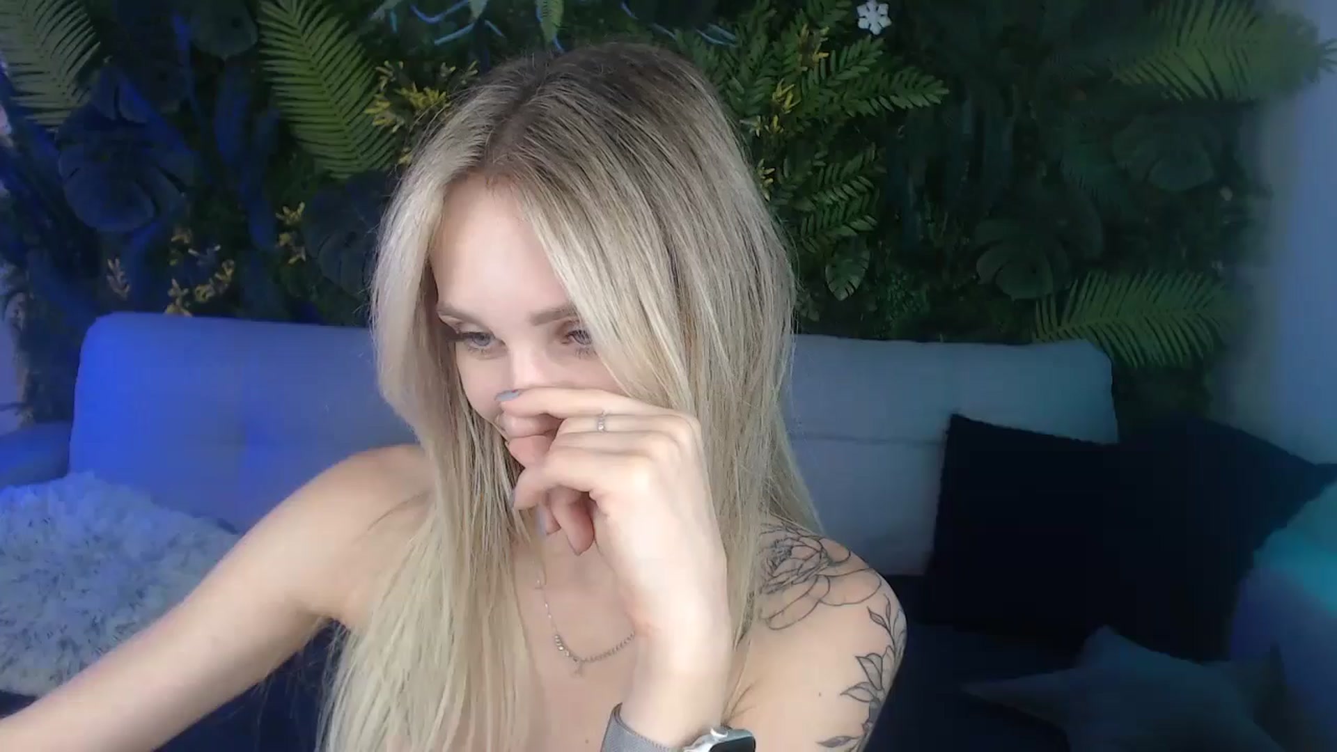 Gallery image thumbnail from Horny_Blond's myfreecams stream on, 09/08/2024, 11:42 image 8 of 20