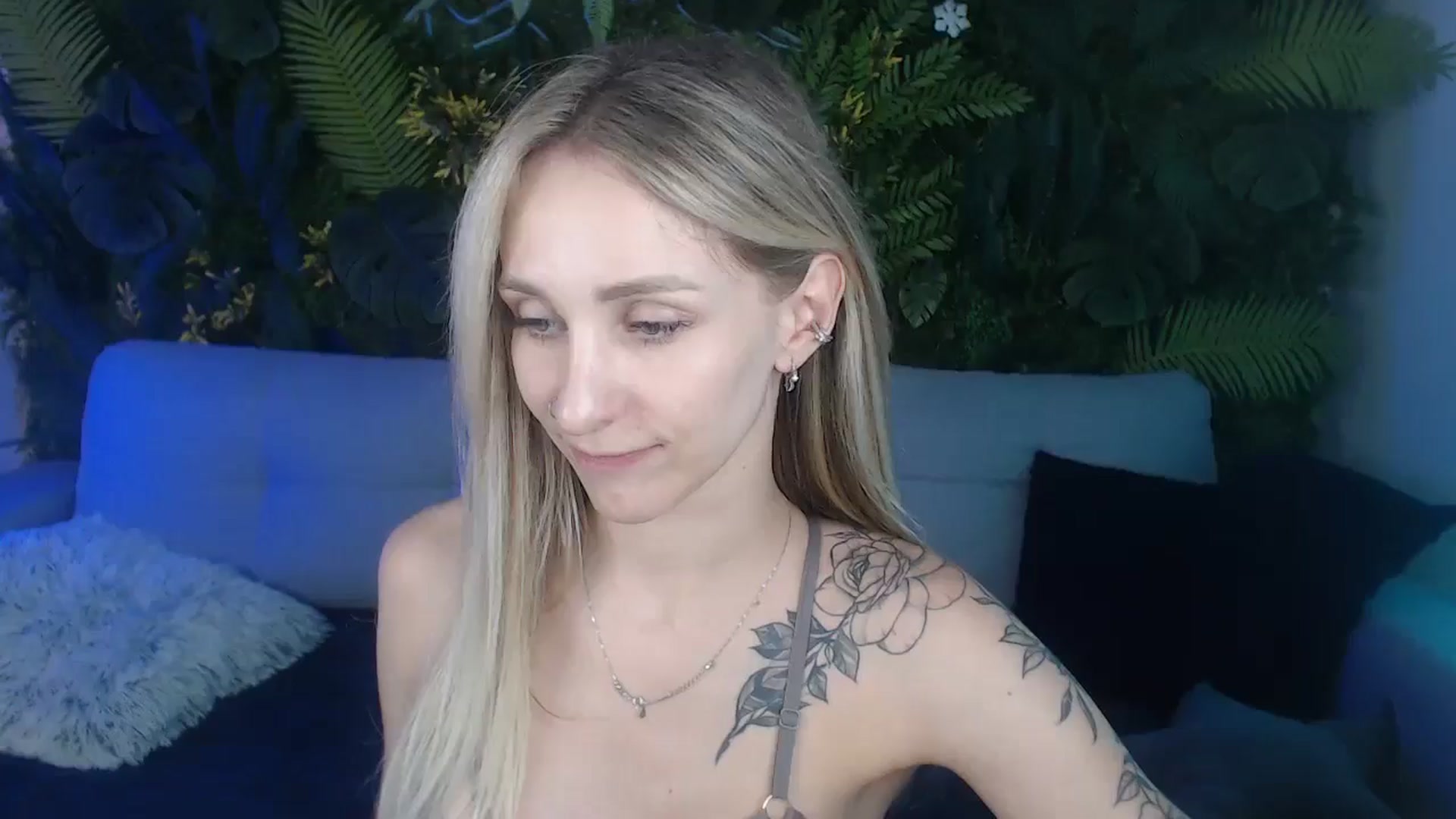 Gallery image thumbnail from Horny_Blond's myfreecams stream on, 09/08/2024, 11:42 image 1 of 20