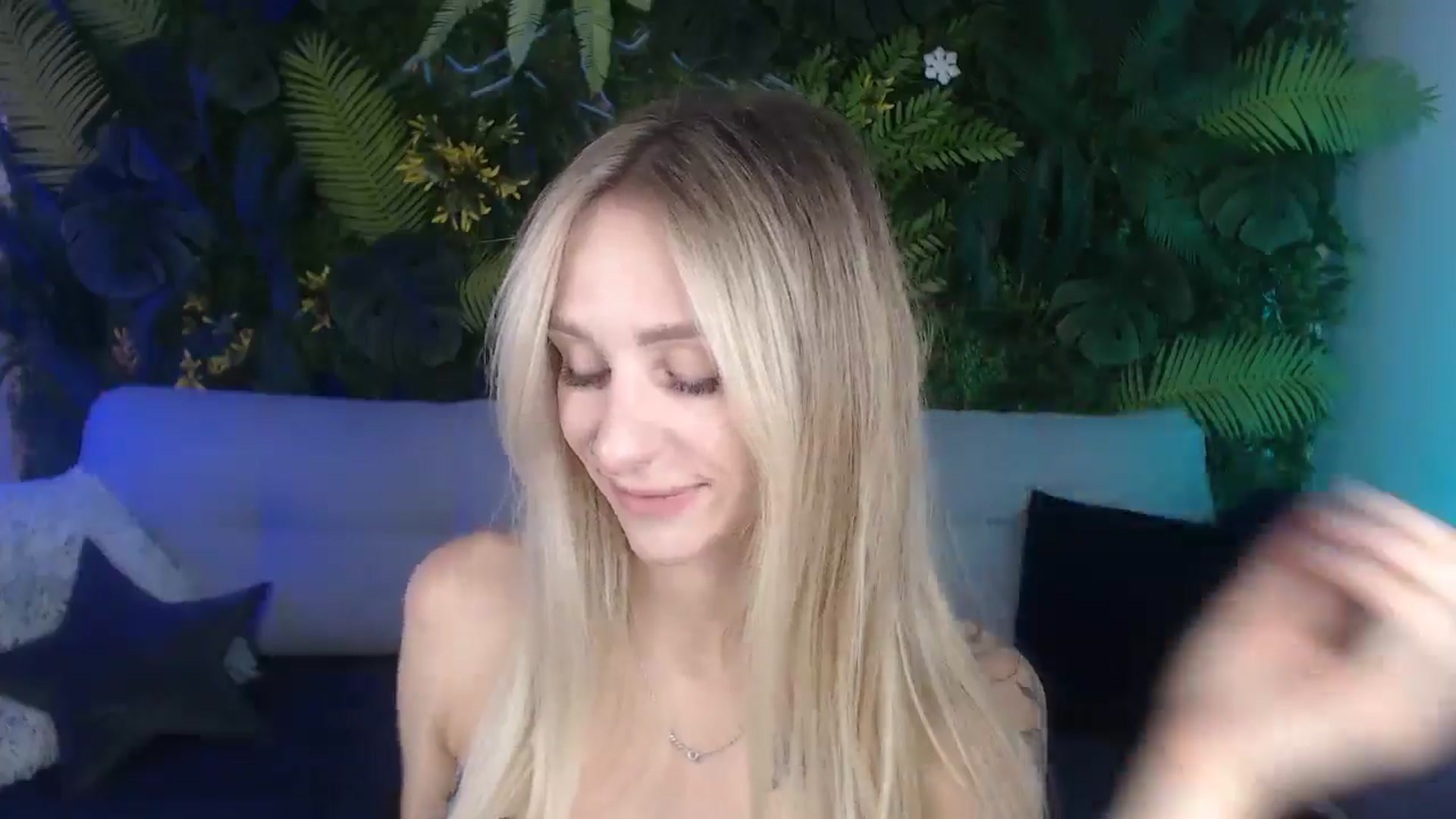 Gallery image thumbnail from Horny_Blond's myfreecams stream on, 09/09/2024, 08:27 image 3 of 20