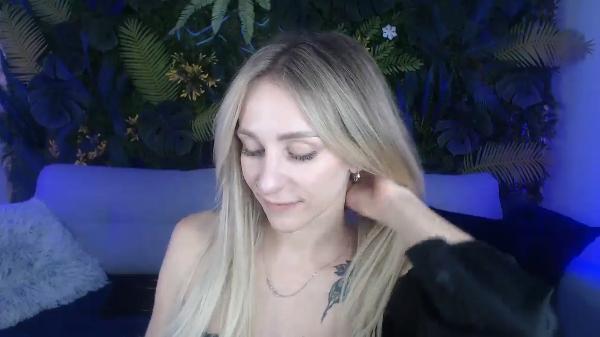 Gallery image thumbnail from Horny_Blond's myfreecams stream on, 09/09/2024, 09:25 image 7 of 20