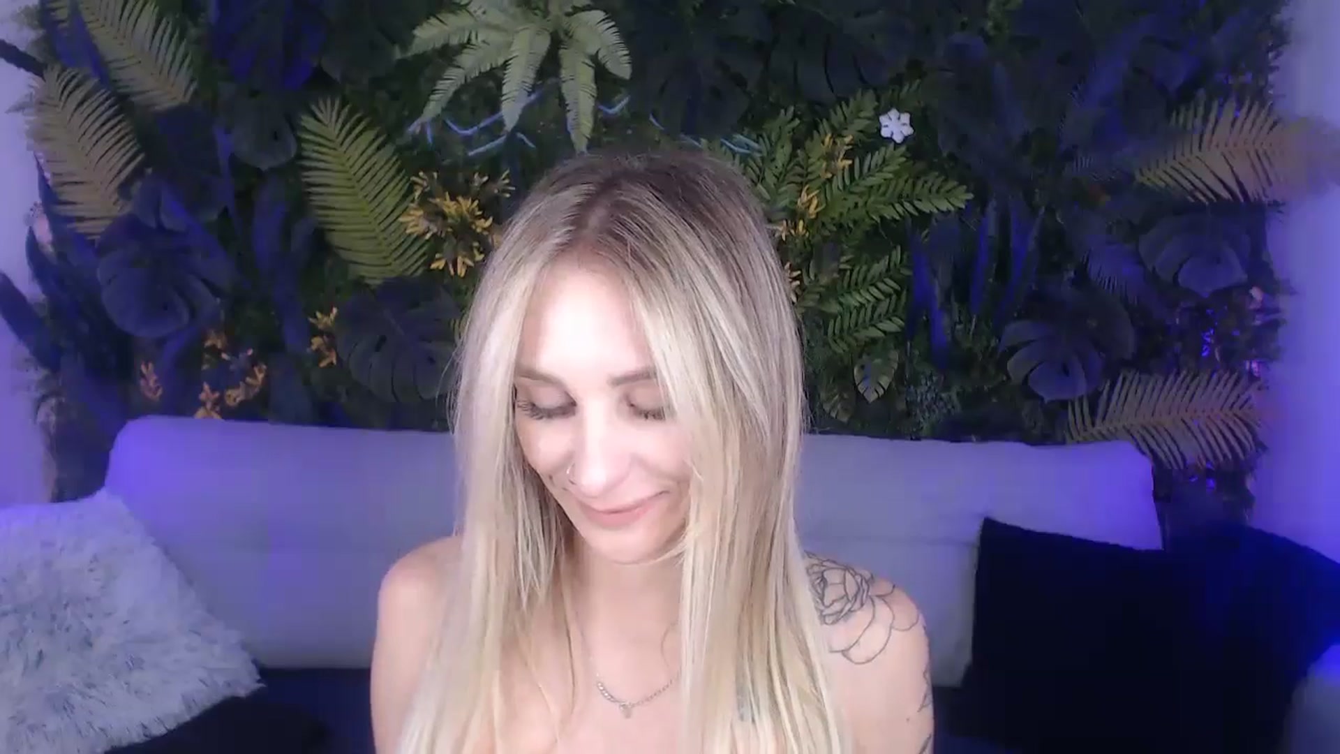 Gallery image thumbnail from Horny_Blond's myfreecams stream on, 09/09/2024, 10:05 image 2 of 20
