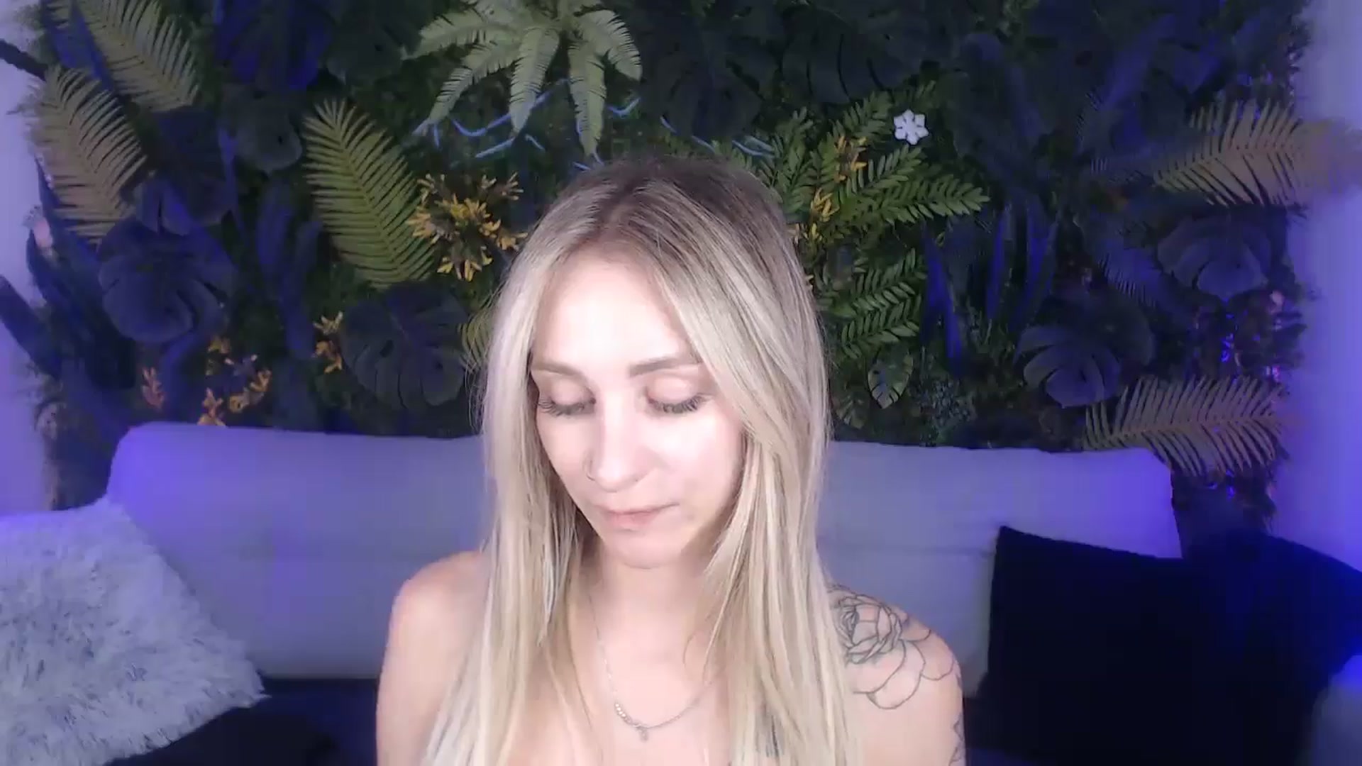Gallery image thumbnail from Horny_Blond's myfreecams stream on, 09/09/2024, 10:05 image 3 of 20