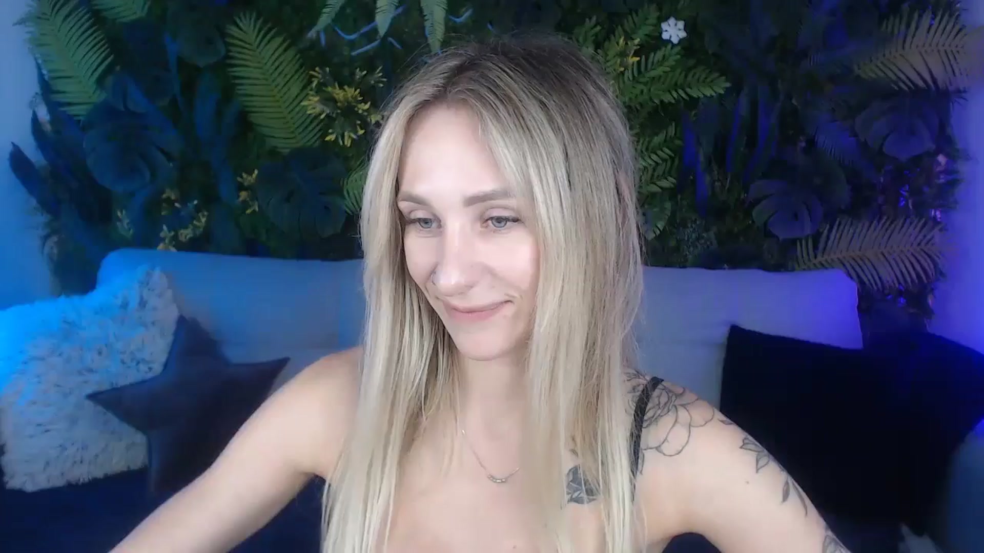 Gallery image thumbnail from Horny_Blond's myfreecams stream on, 09/10/2024, 09:46 image 9 of 20