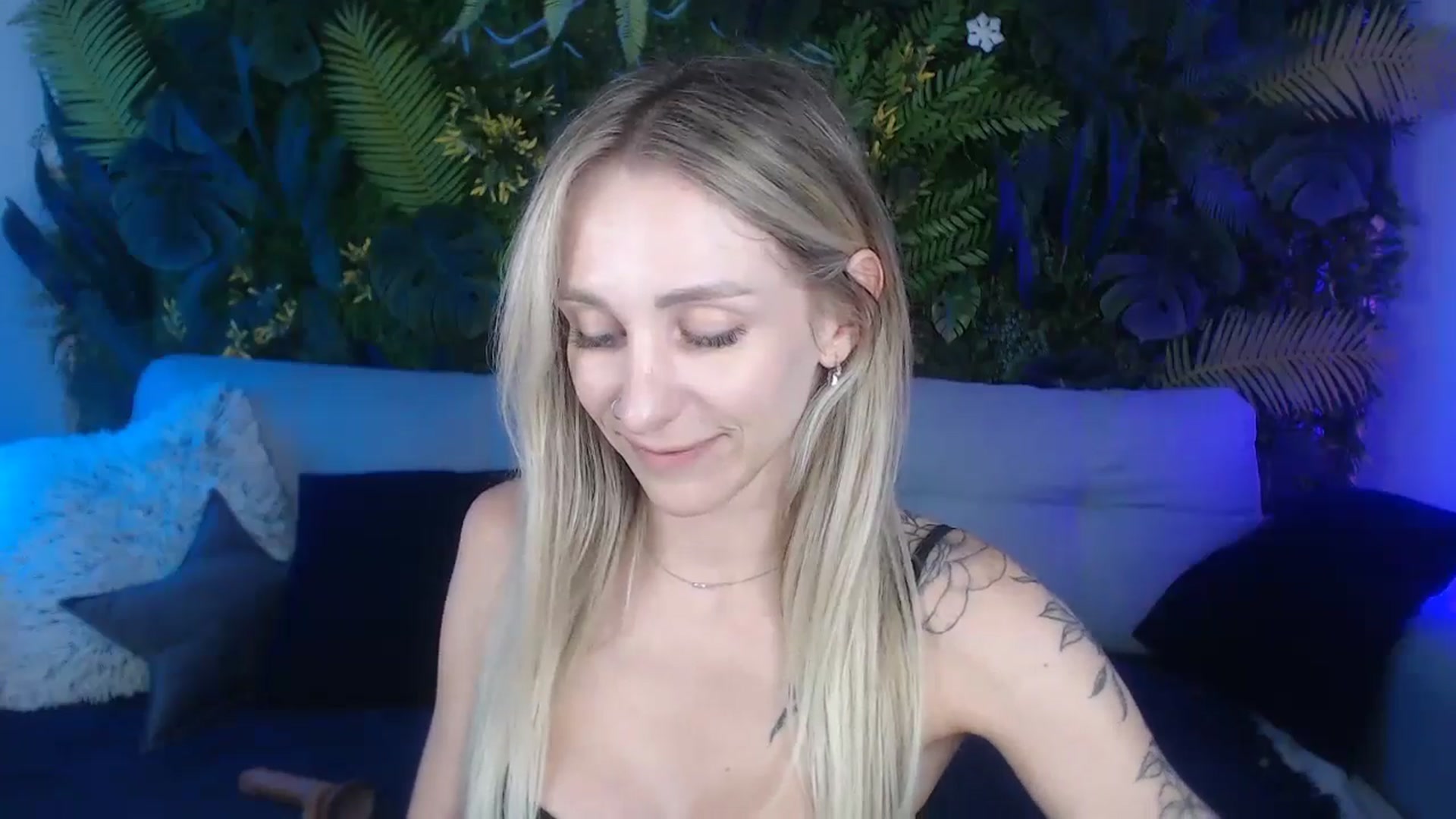 Gallery image thumbnail from Horny_Blond's myfreecams stream on, 09/10/2024, 11:59 image 2 of 20