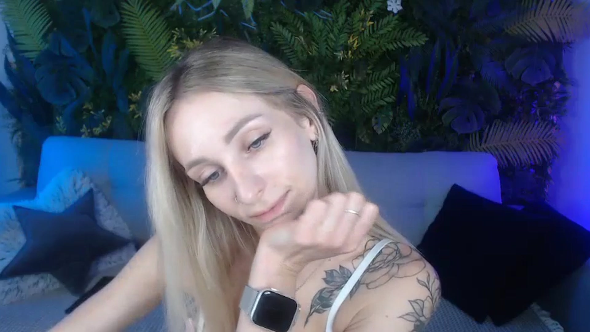 Gallery image thumbnail from Horny_Blond's myfreecams stream on, 09/13/2024, 10:12 image 12 of 20