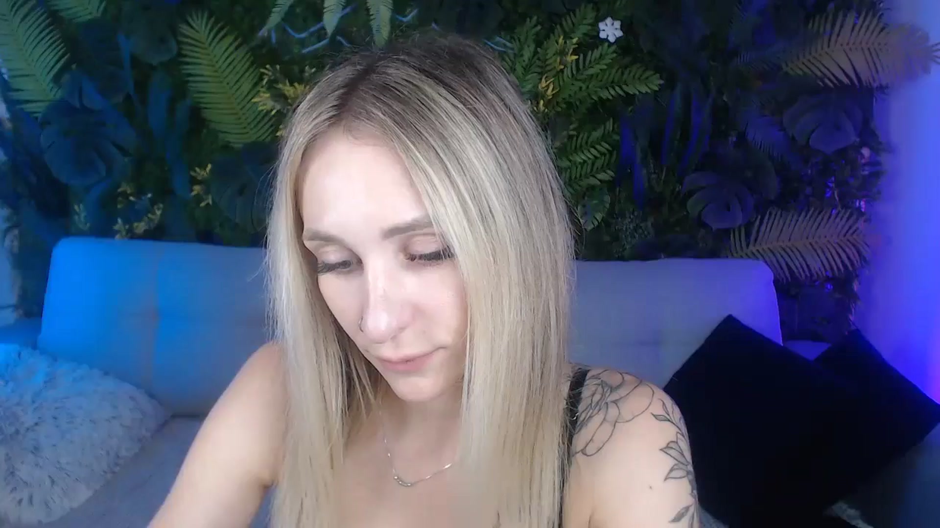 Gallery image thumbnail from Horny_Blond's myfreecams stream on, 09/14/2024, 11:53 image 18 of 20