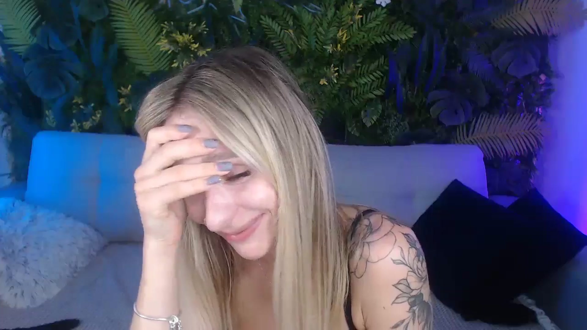Gallery image thumbnail from Horny_Blond's myfreecams stream on, 09/14/2024, 12:07 image 19 of 20