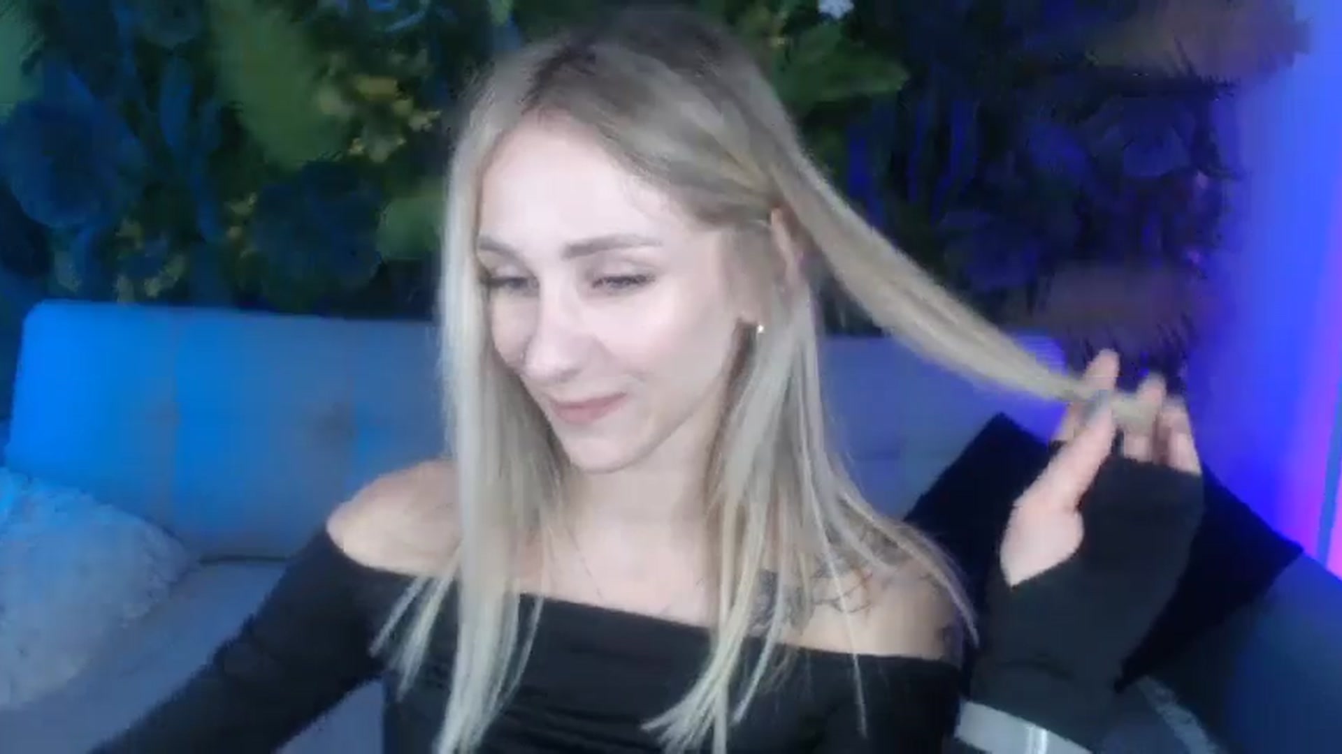 Gallery image thumbnail from Horny_Blond's myfreecams stream on, 09/15/2024, 08:37 image 10 of 20