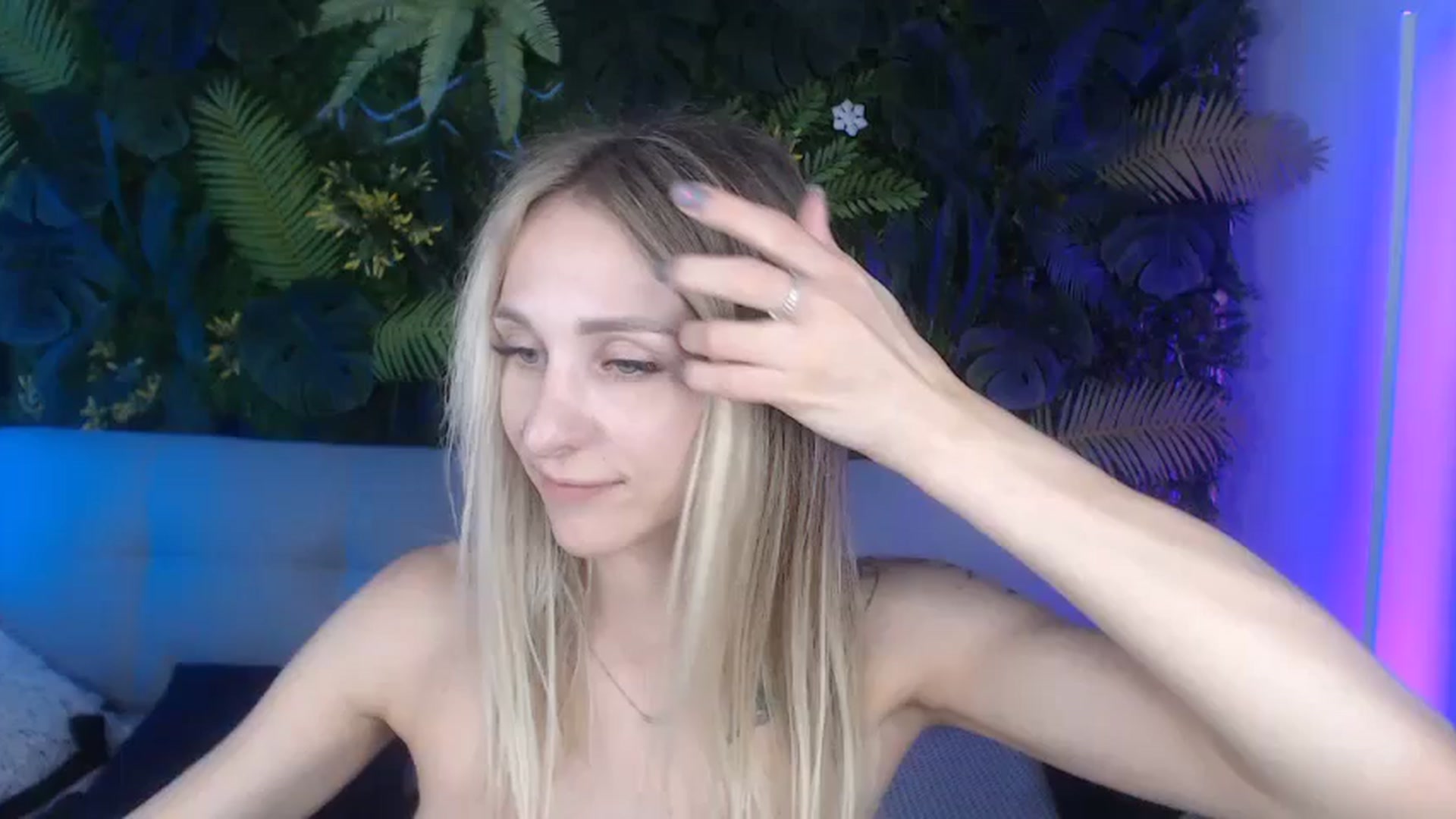 Gallery image thumbnail from Horny_Blond's myfreecams stream on, 09/15/2024, 11:58 image 1 of 20