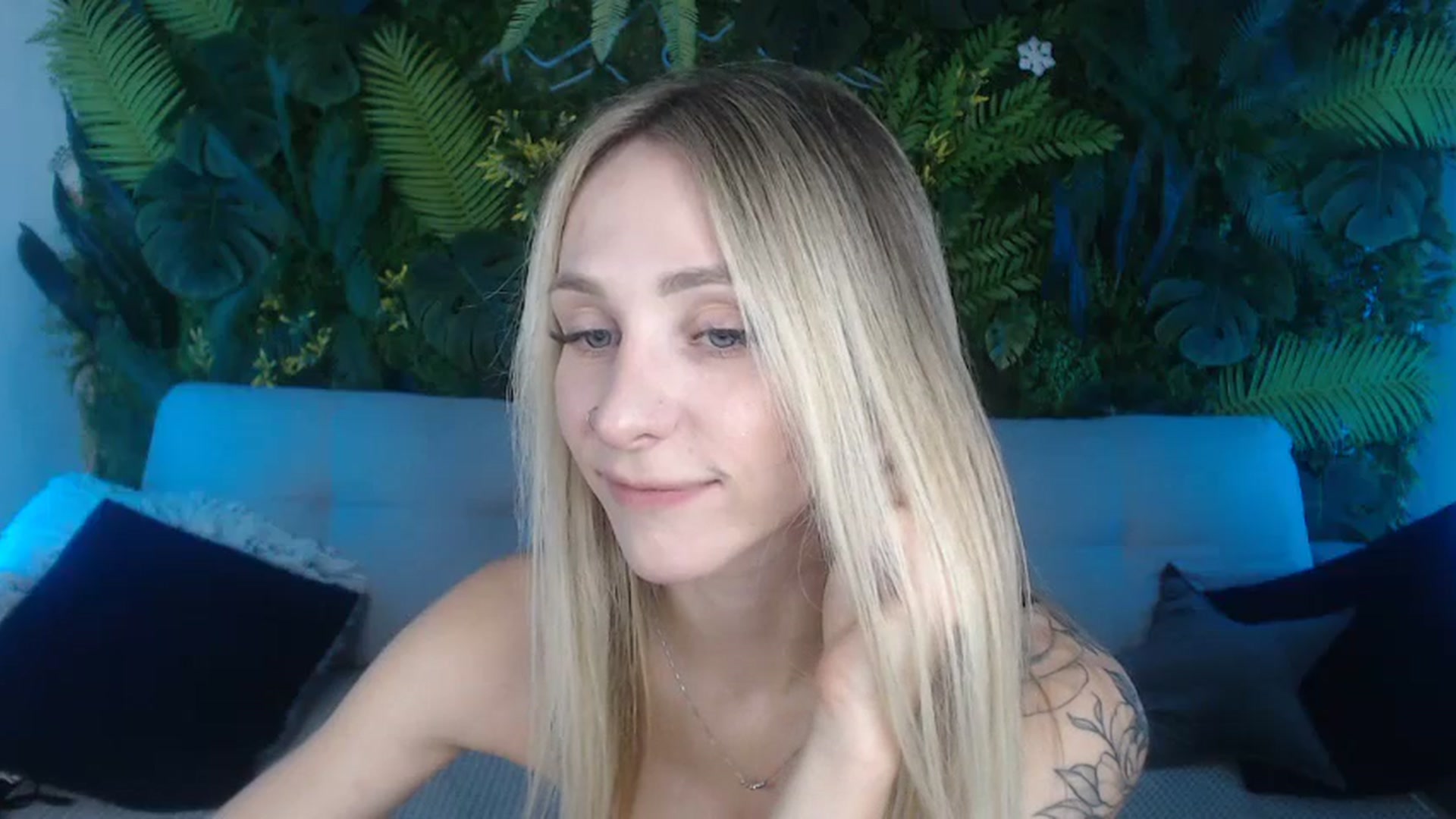 Gallery image thumbnail from Horny_Blond's myfreecams stream on, 09/22/2024, 08:39 image 5 of 20