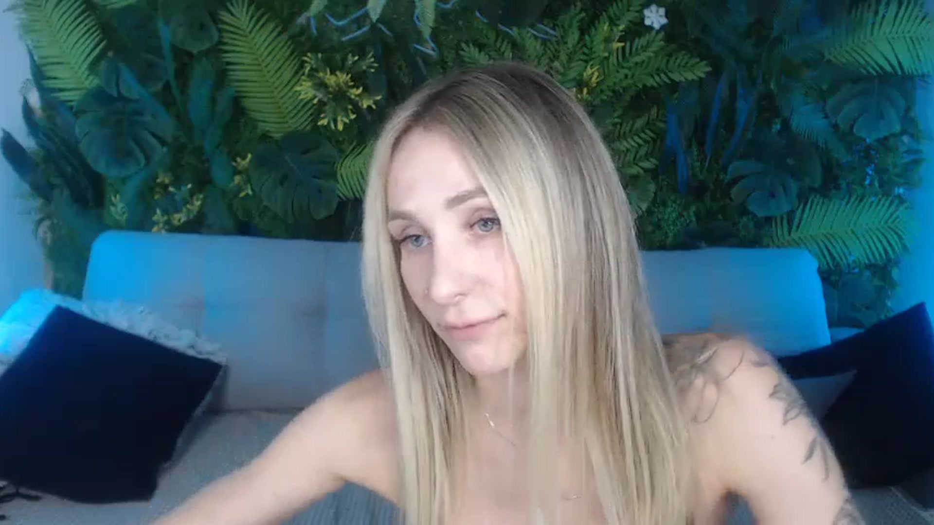 Gallery image thumbnail from Horny_Blond's myfreecams stream on, 09/22/2024, 09:15 image 11 of 20