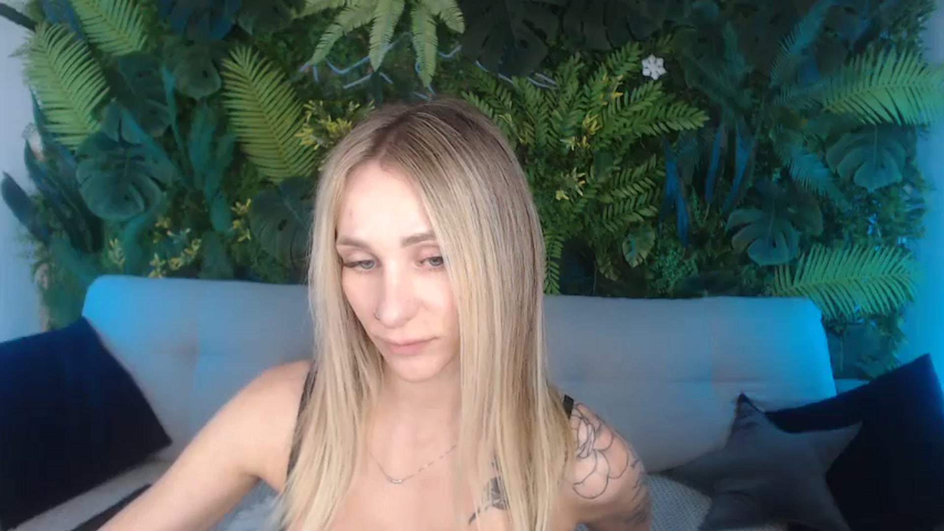 Gallery image thumbnail from Horny_Blond's myfreecams stream on, 09/22/2024, 10:14 image 4 of 20