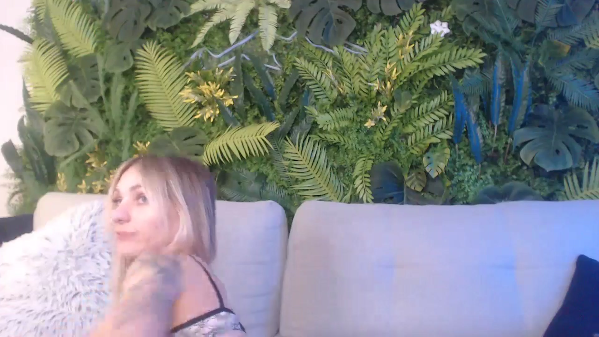 Gallery image thumbnail from Horny_Blond's myfreecams stream on, 10/18/2024, 11:16 image 11 of 20