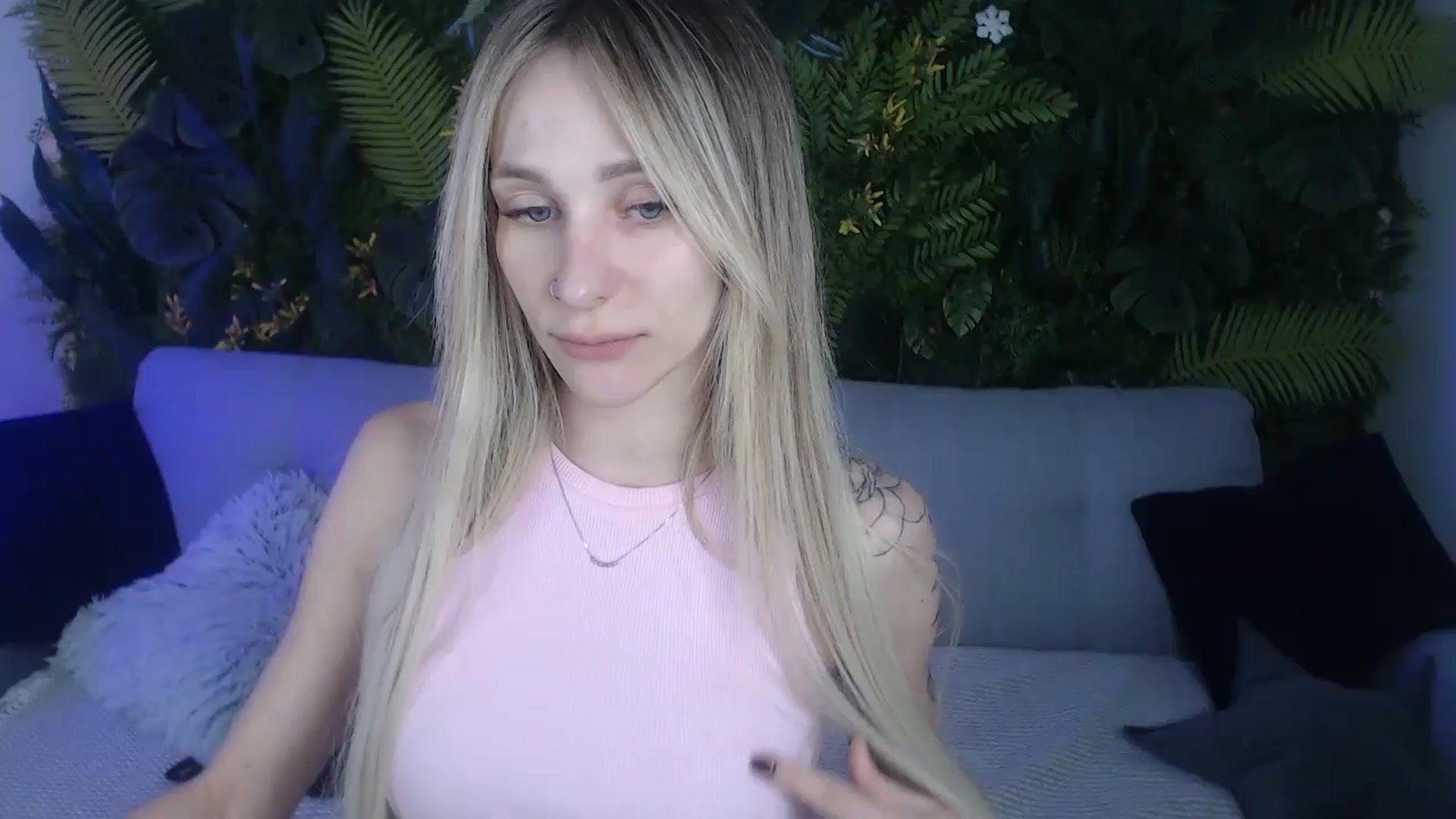 Gallery image thumbnail from Horny_Blond's myfreecams stream on, 10/19/2024, 12:14 image 1 of 20