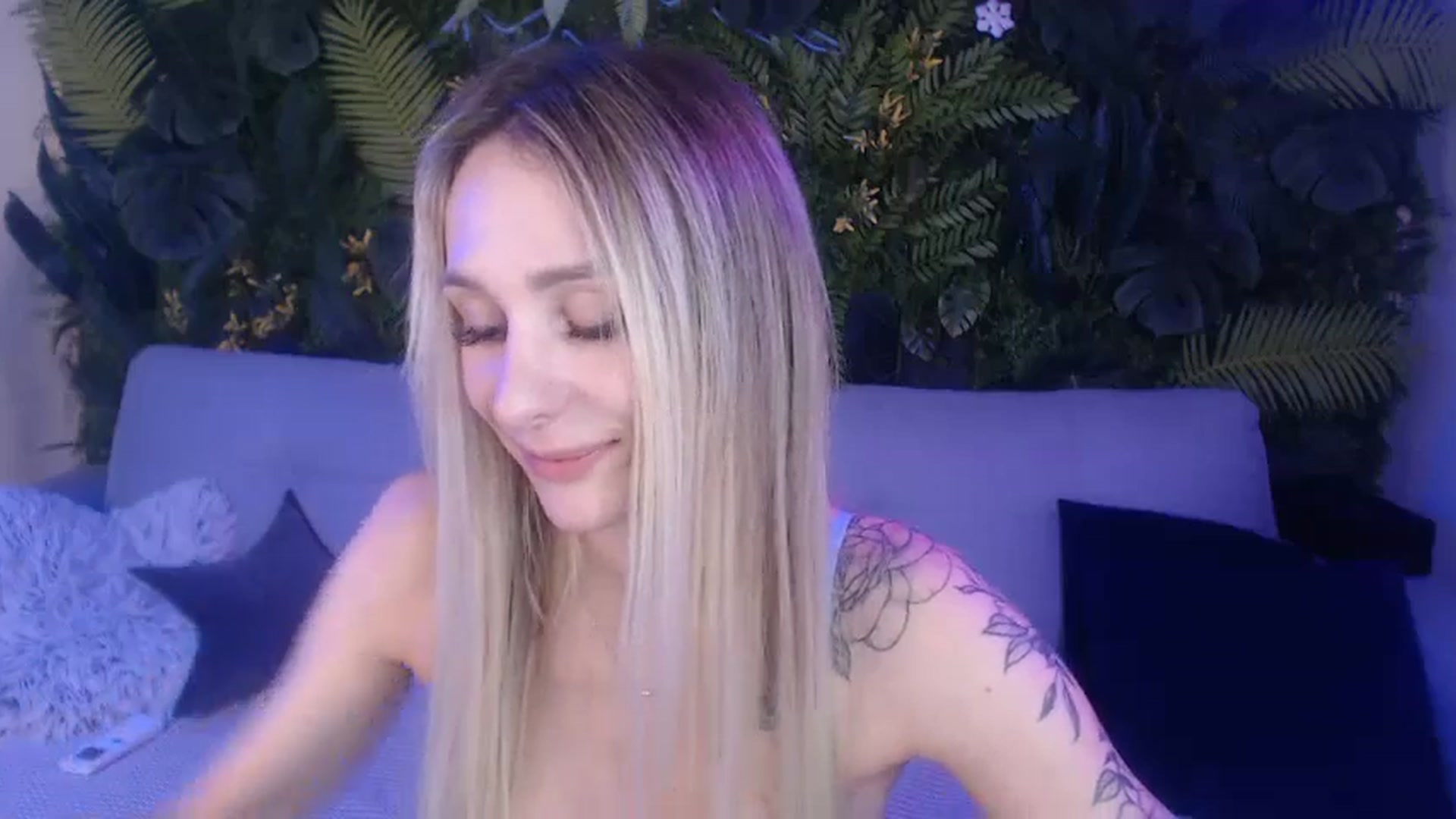 Gallery image thumbnail from Horny_Blond's myfreecams stream on, 10/26/2024, 09:11 image 12 of 20