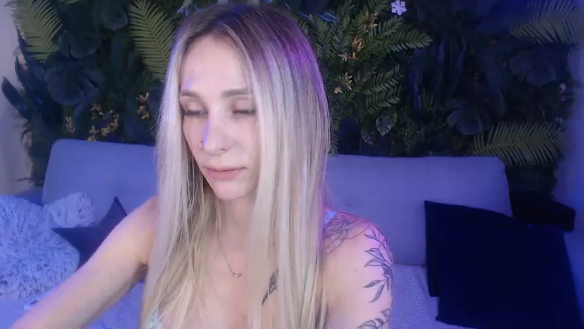 Gallery image thumbnail from Horny_Blond's myfreecams stream on, 10/26/2024, 09:11 image 6 of 20
