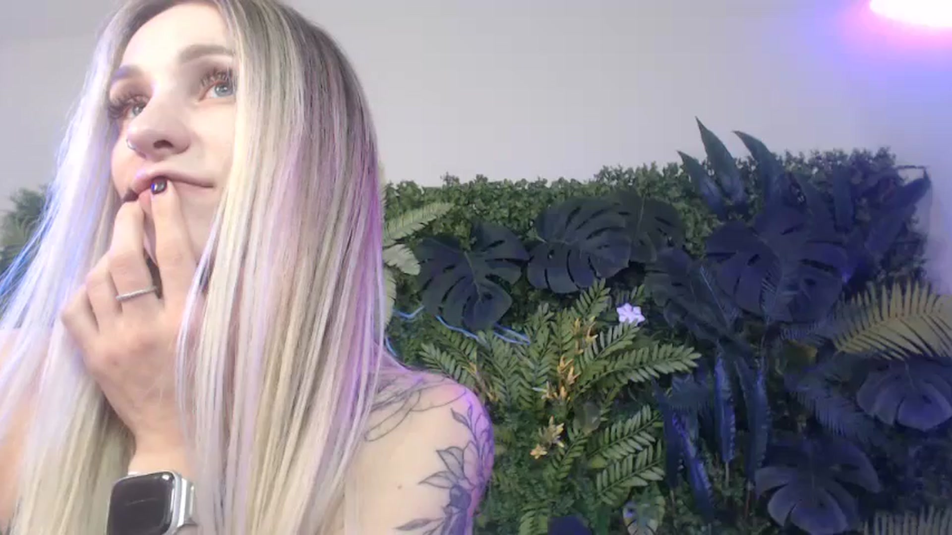 Gallery image thumbnail from Horny_Blond's myfreecams stream on, 10/27/2024, 10:47 image 9 of 20