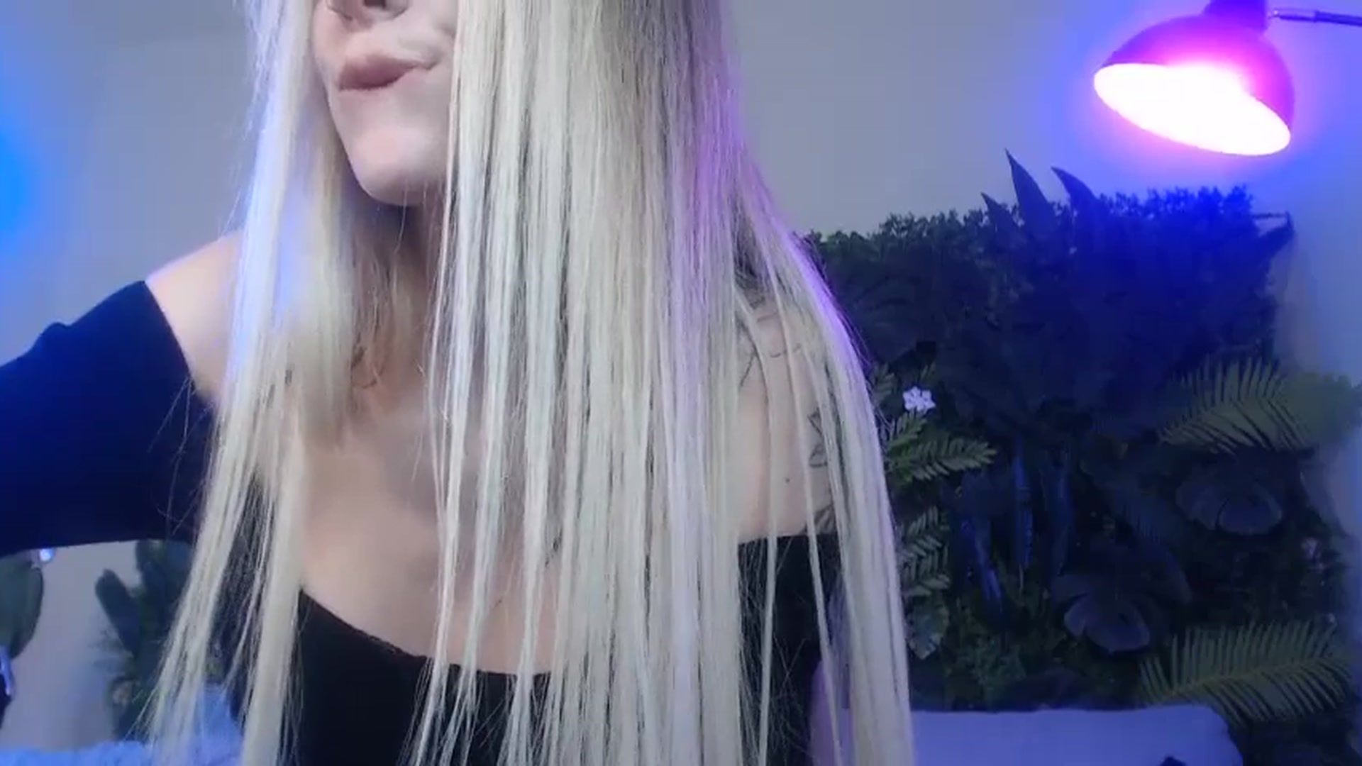 Gallery image thumbnail from Horny_Blond's myfreecams stream on, 10/28/2024, 10:04 image 7 of 20