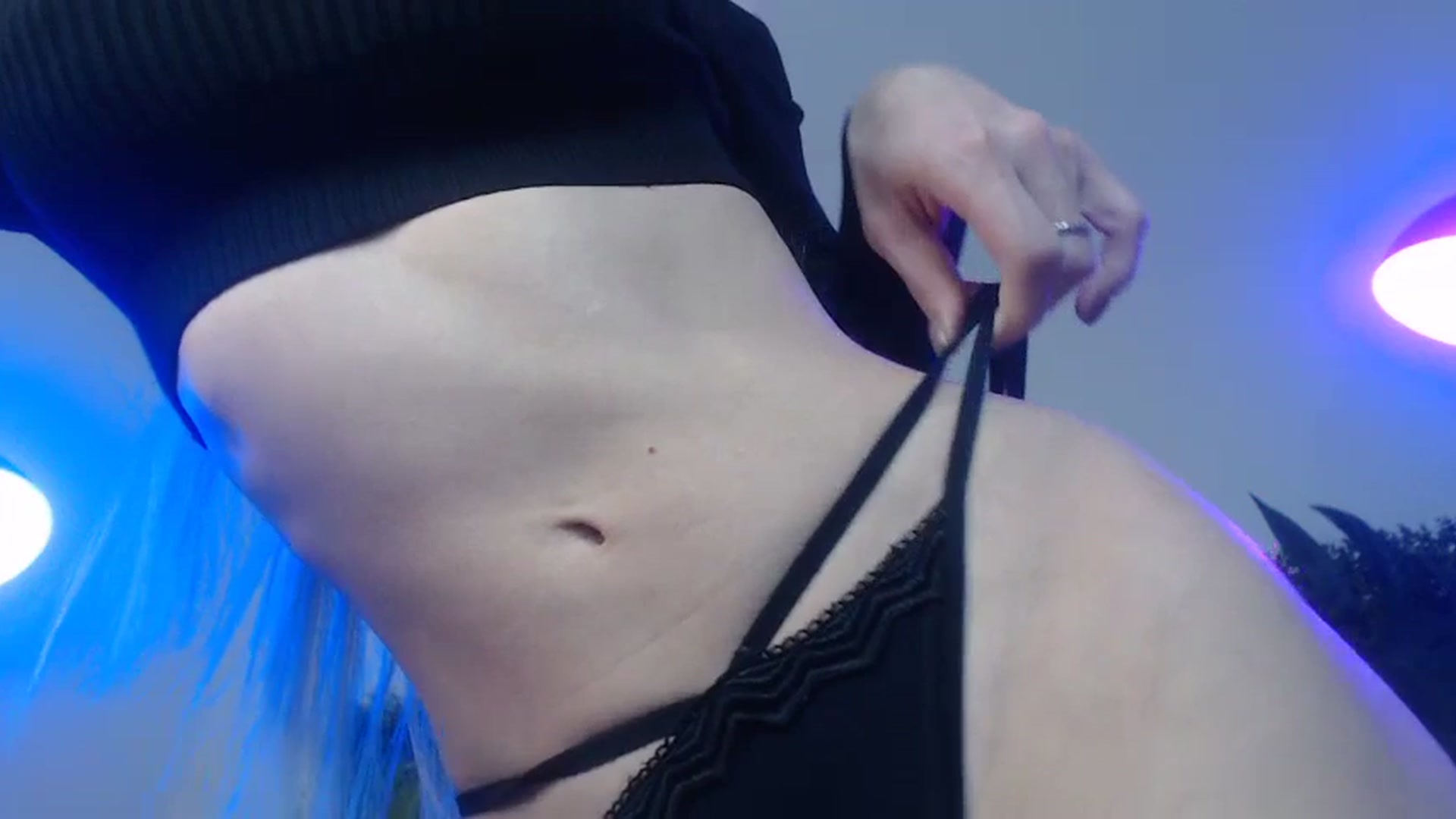 Gallery image thumbnail from Horny_Blond's myfreecams stream on, 10/28/2024, 10:04 image 19 of 20