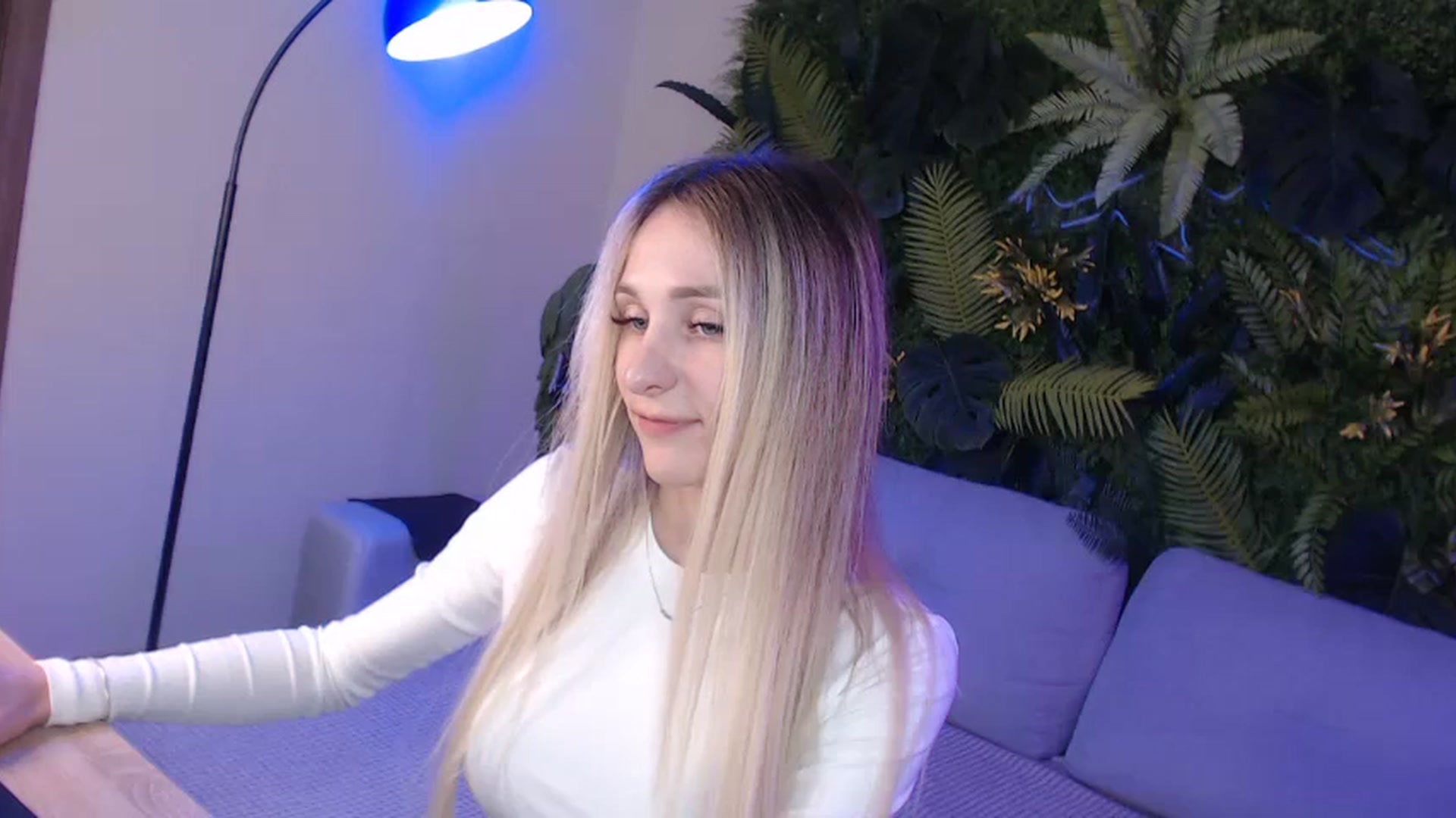 Gallery image thumbnail from Horny_Blond's myfreecams stream on, 10/29/2024, 10:41 image 12 of 20