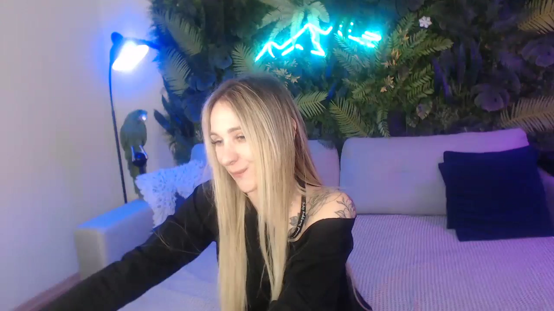Gallery image thumbnail from Horny_Blond's myfreecams stream on, 11/01/2024, 12:26 image 5 of 20