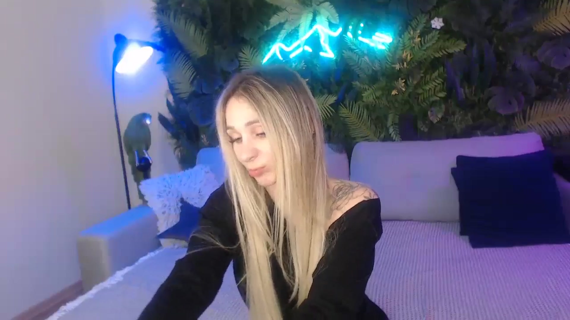 Gallery image thumbnail from Horny_Blond's myfreecams stream on, 11/01/2024, 12:26 image 4 of 20