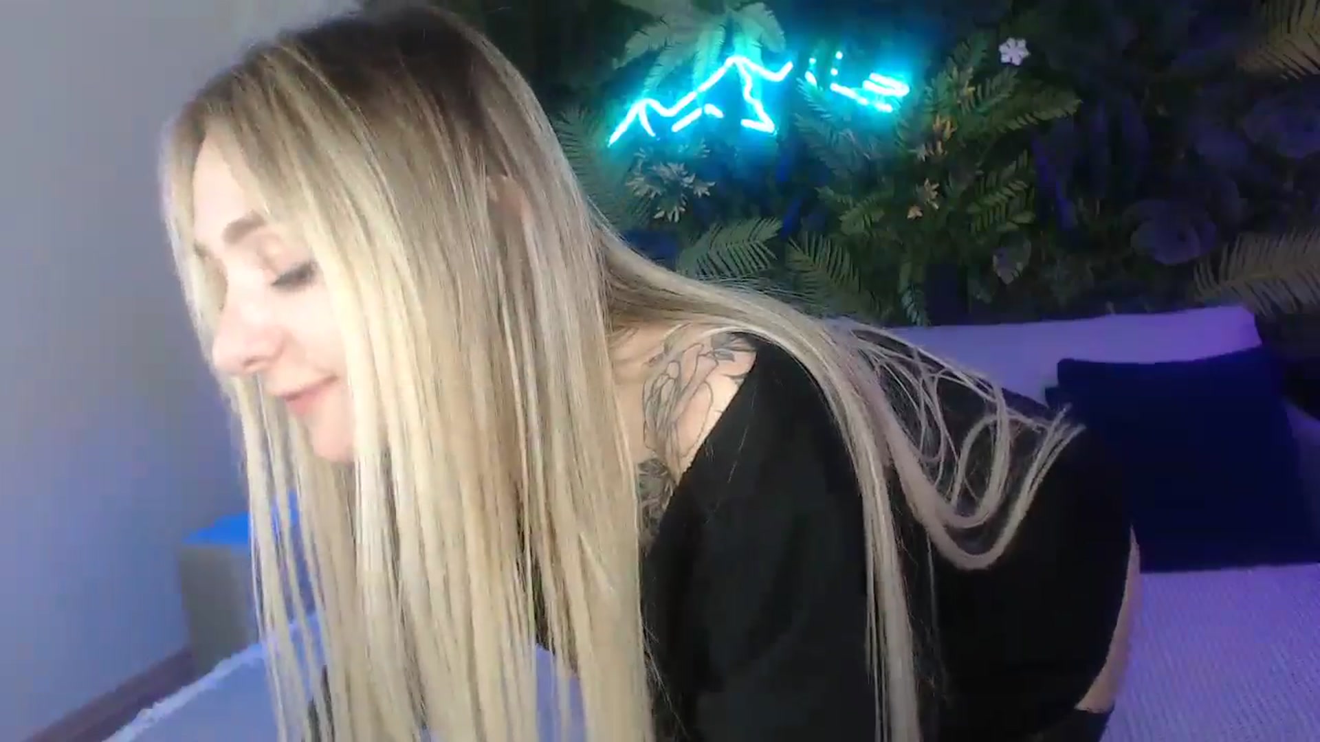 Gallery image thumbnail from Horny_Blond's myfreecams stream on, 11/01/2024, 12:26 image 13 of 20