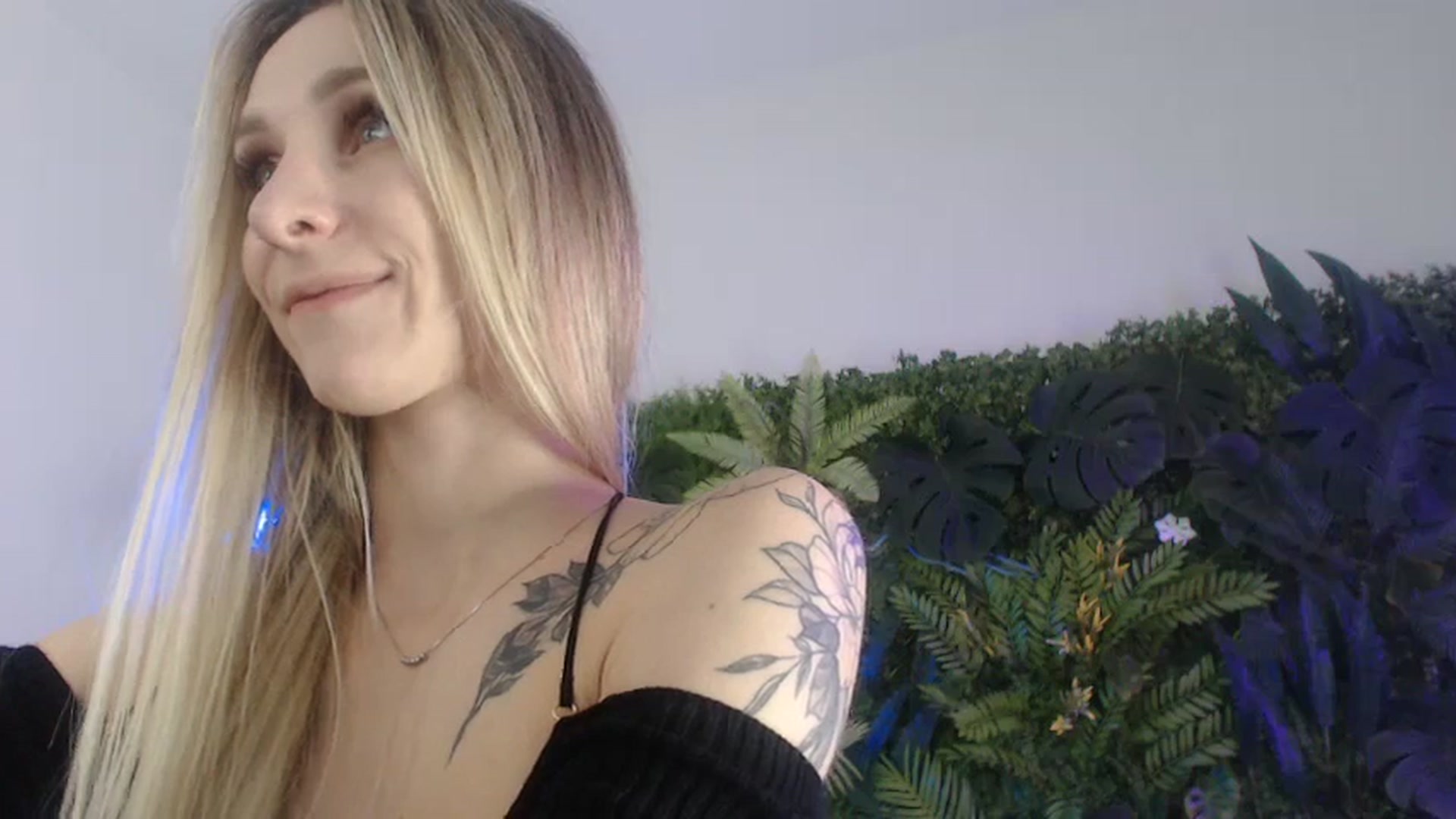 Gallery image thumbnail from Horny_Blond's myfreecams stream on, 11/02/2024, 11:40 image 16 of 20