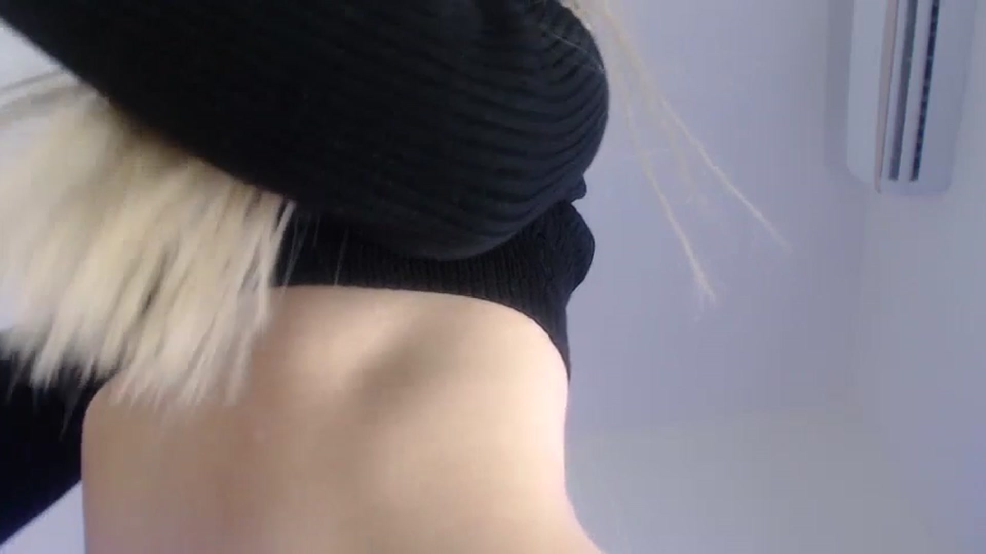Gallery image thumbnail from Horny_Blond's myfreecams stream on, 11/02/2024, 12:19 image 9 of 20