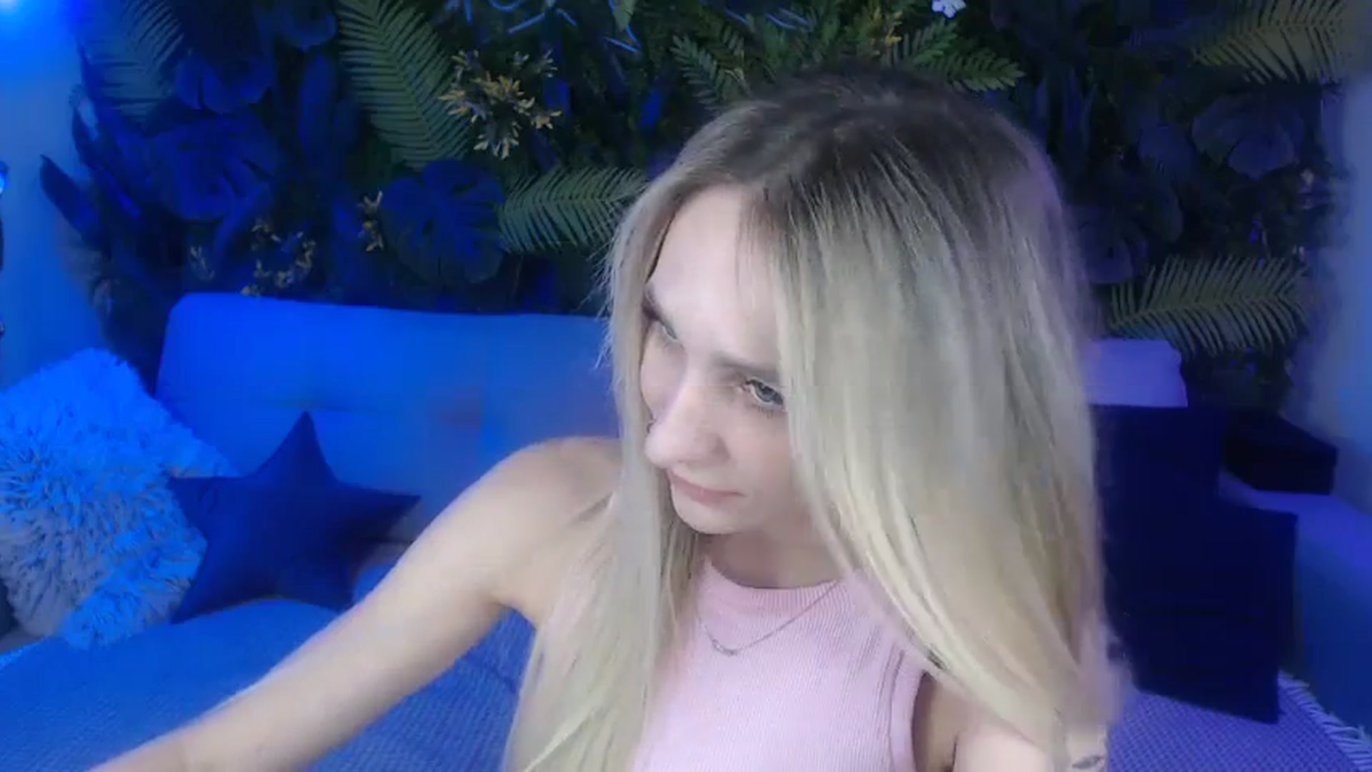 Gallery image thumbnail from Horny_Blond's myfreecams stream on, 11/03/2024, 09:33 image 6 of 20