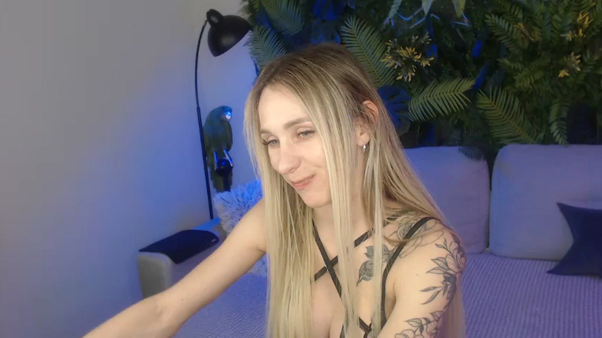 Gallery image thumbnail from Horny_Blond's myfreecams stream on, 11/05/2024, 11:14 image 2 of 20