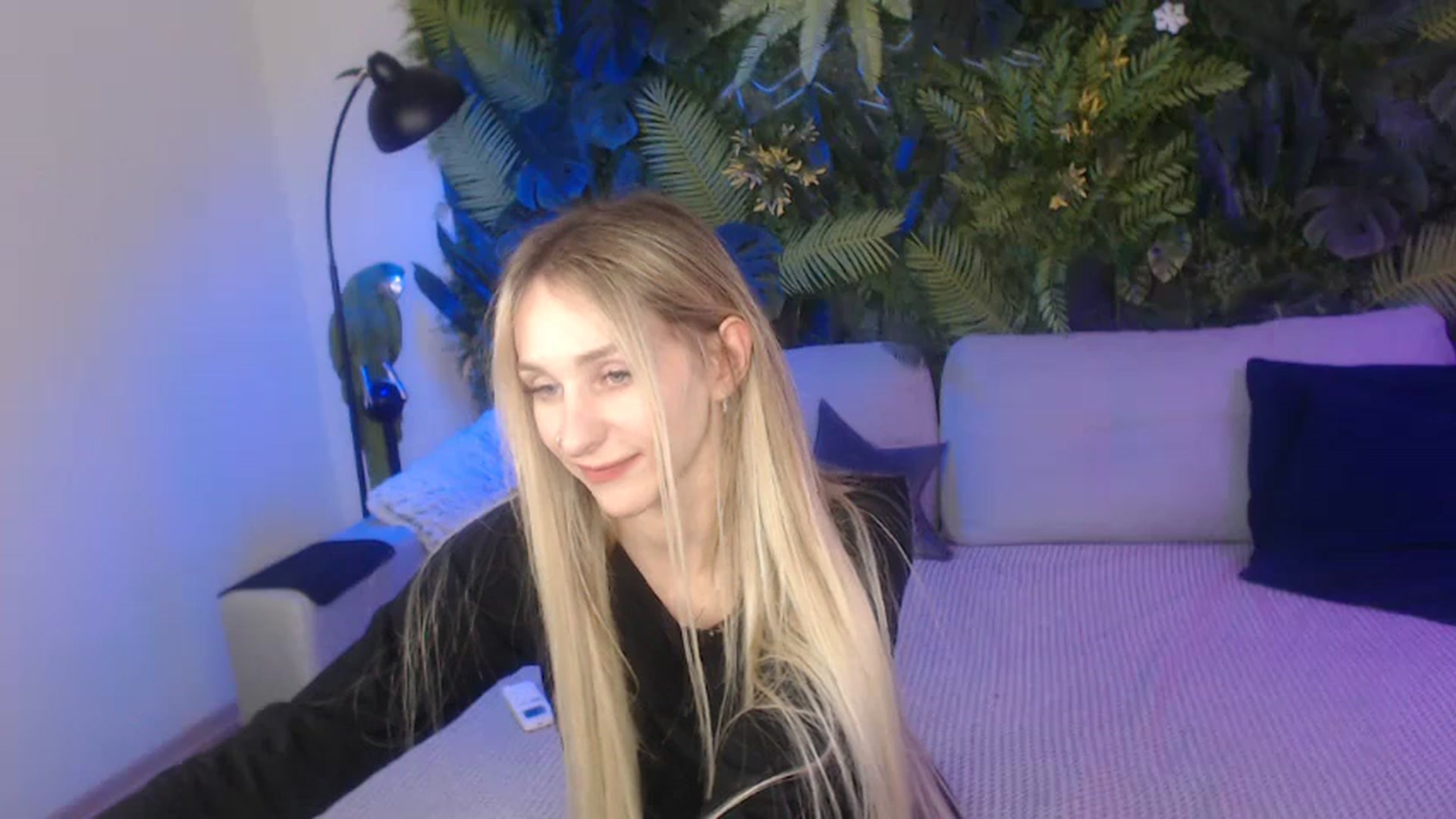 Gallery image thumbnail from Horny_Blond's myfreecams stream on, 11/06/2024, 10:26 image 13 of 20
