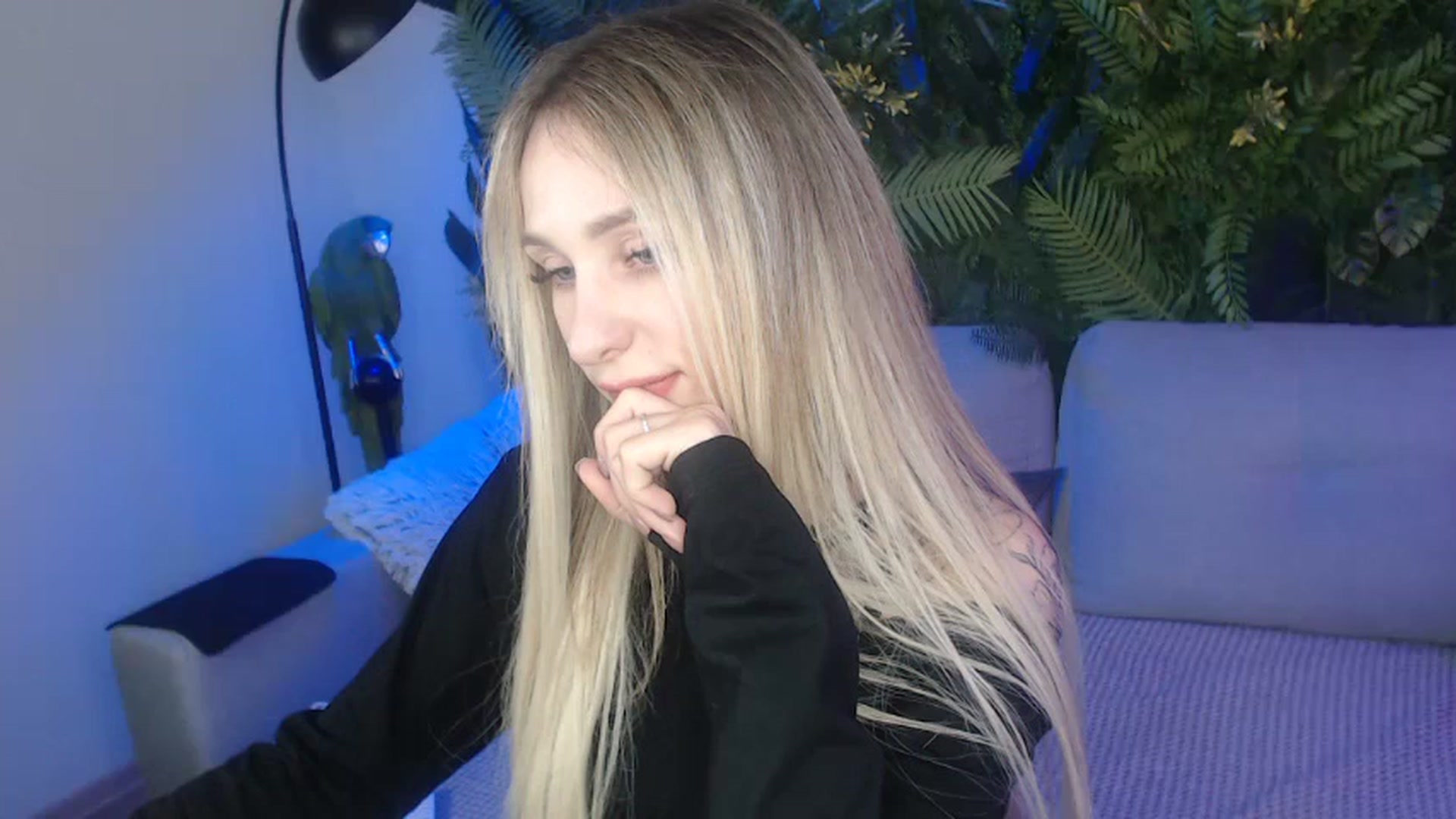Gallery image thumbnail from Horny_Blond's myfreecams stream on, 11/06/2024, 10:26 image 2 of 20