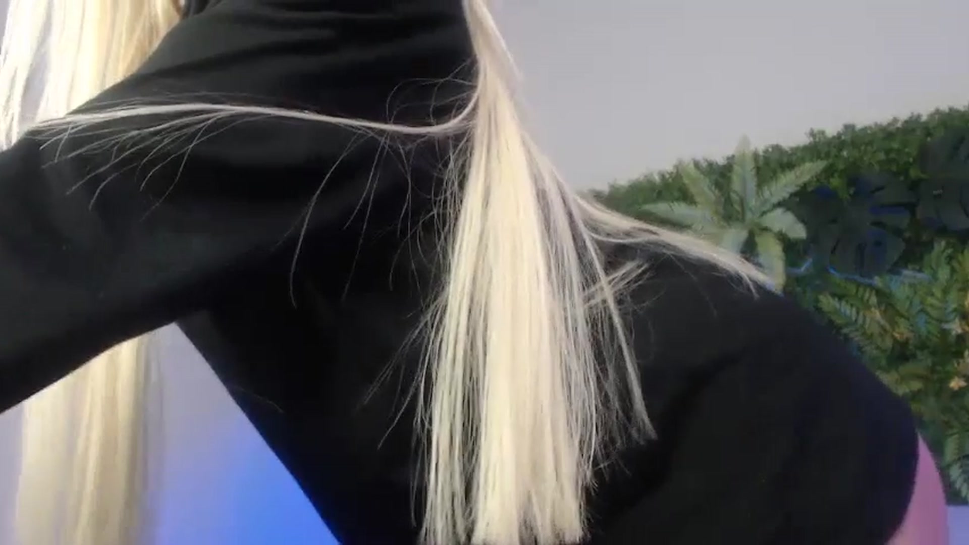Gallery image thumbnail from Horny_Blond's myfreecams stream on, 11/06/2024, 10:26 image 4 of 20