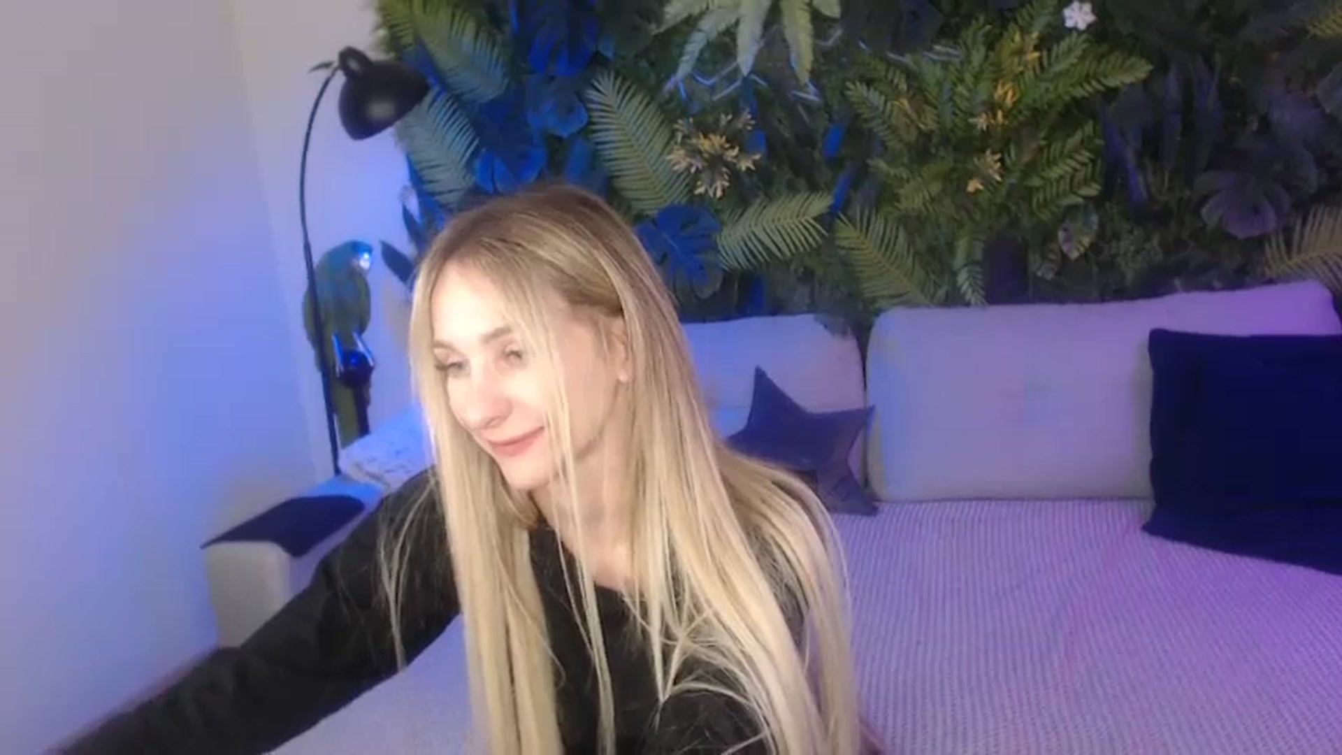 Gallery image thumbnail from Horny_Blond's myfreecams stream on, 11/06/2024, 10:26 image 14 of 20