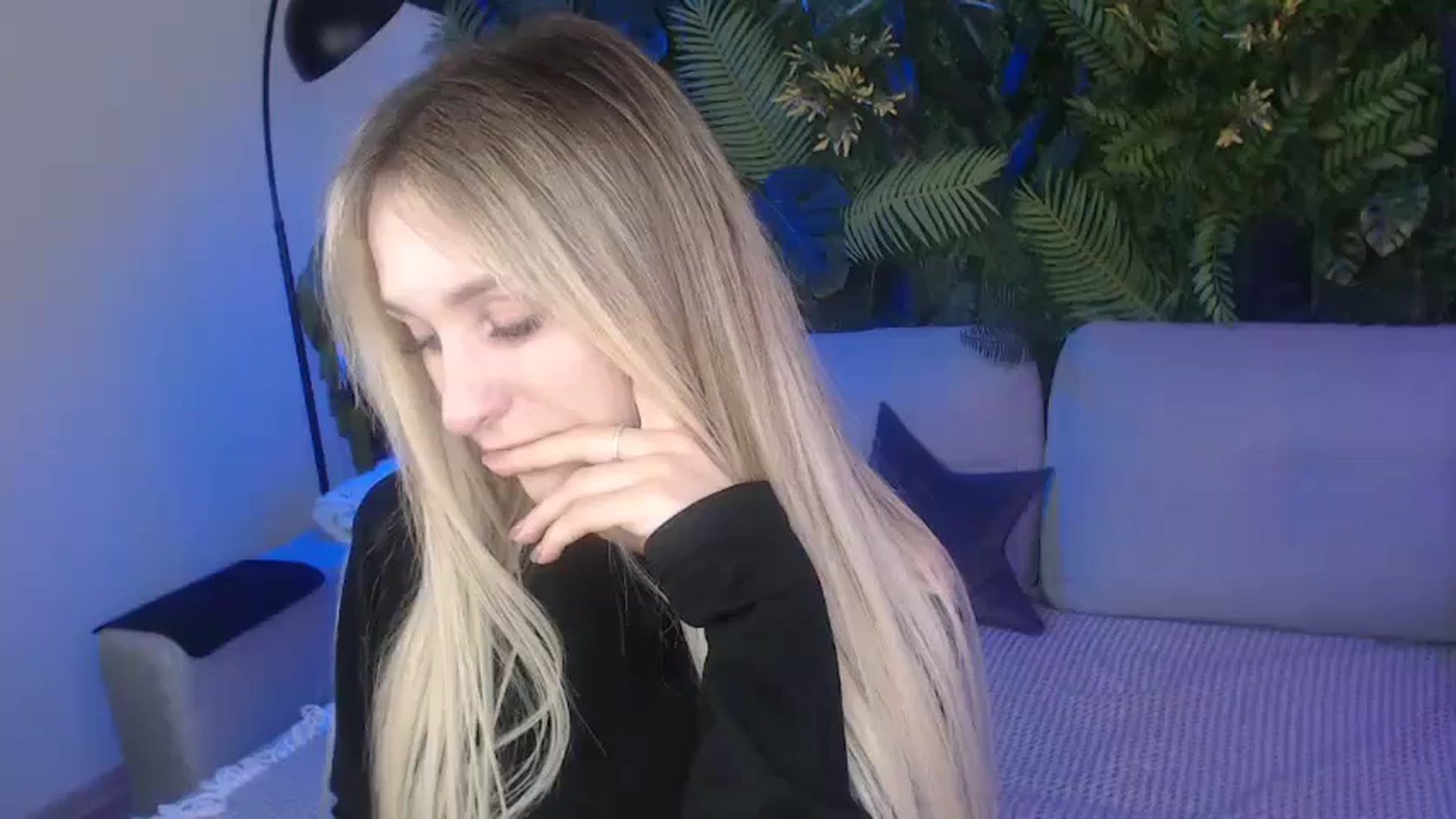 Gallery image thumbnail from Horny_Blond's myfreecams stream on, 11/06/2024, 10:26 image 1 of 20