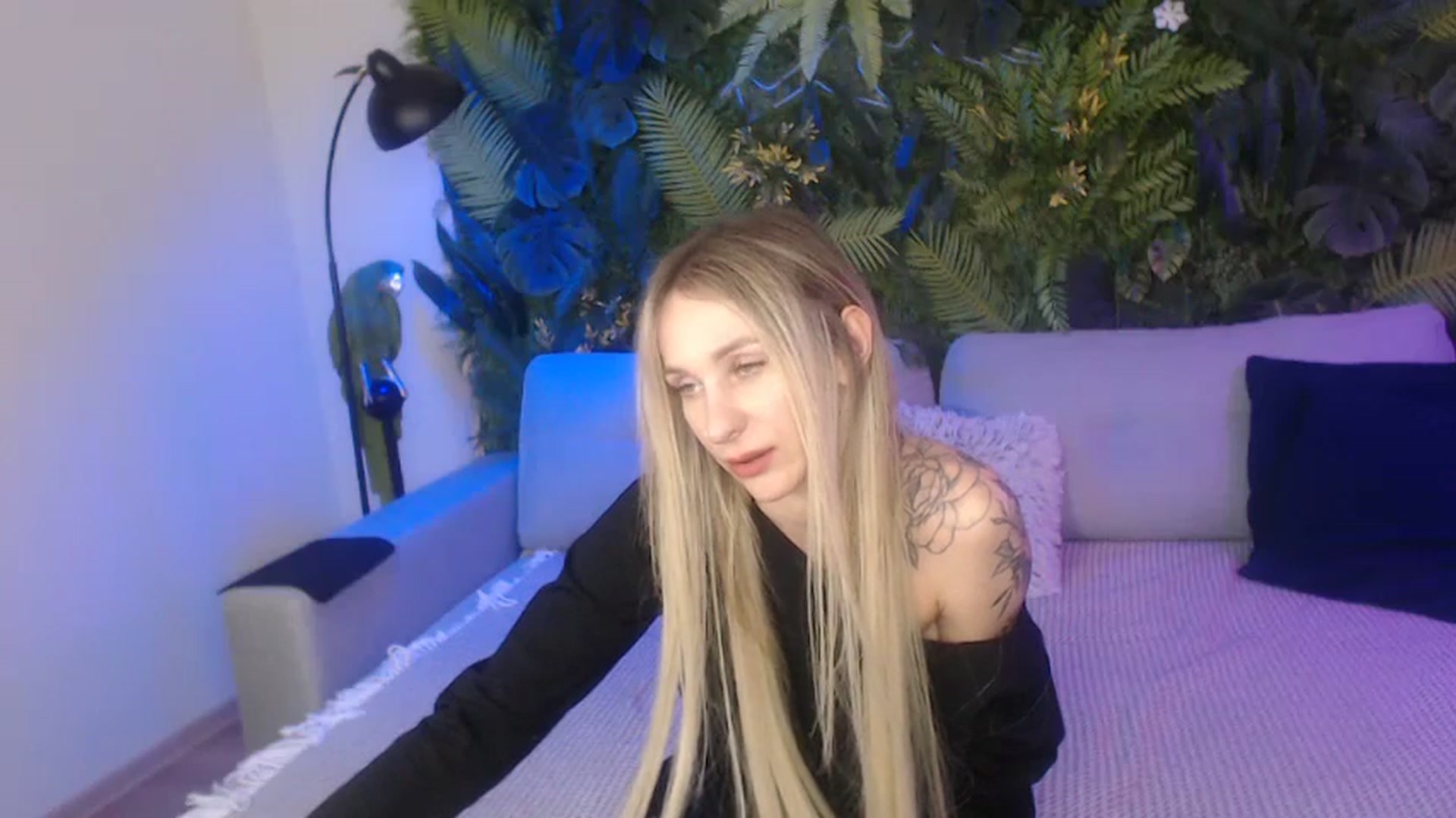 Gallery image thumbnail from Horny_Blond's myfreecams stream on, 11/06/2024, 10:40 image 14 of 20
