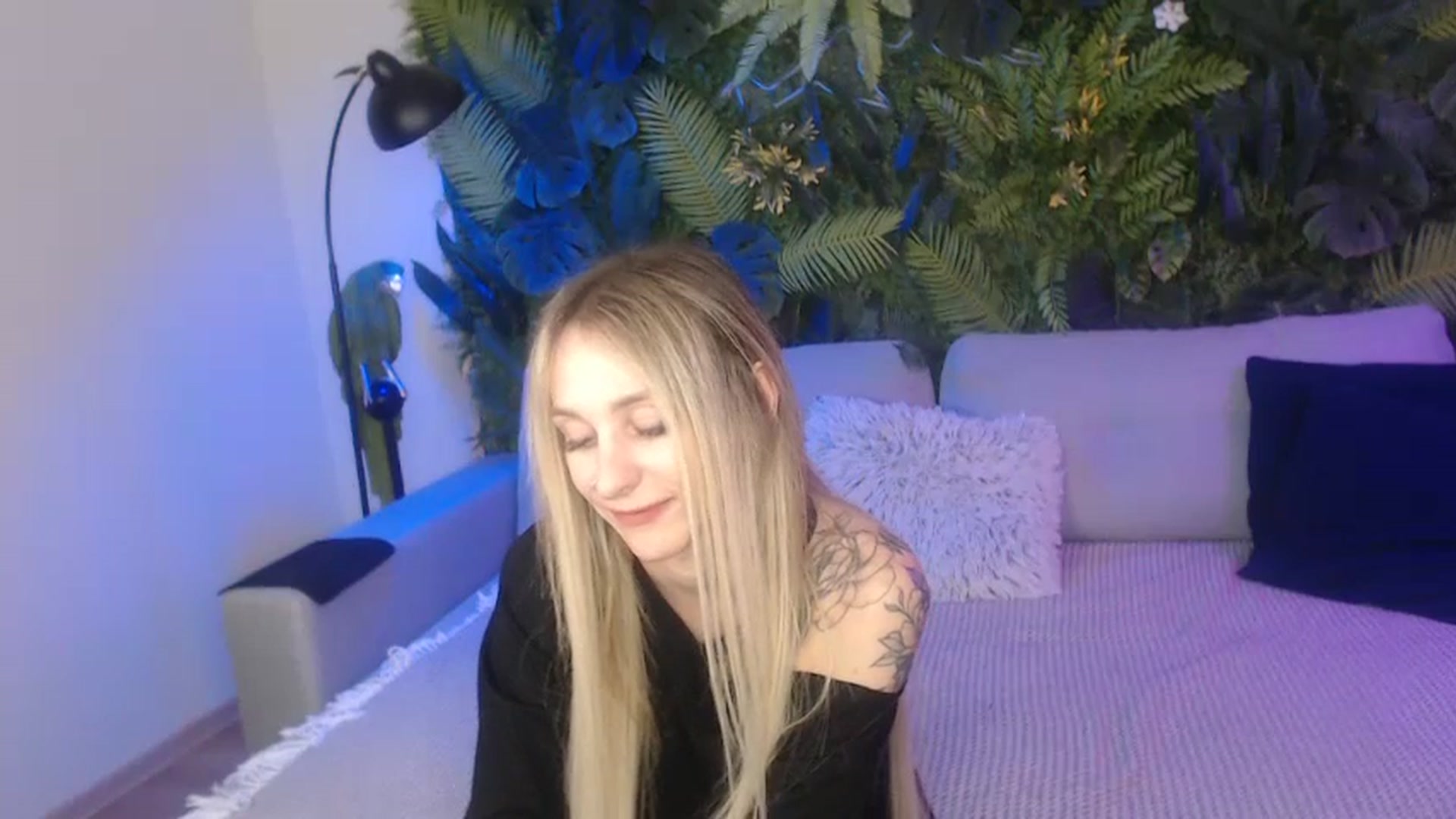 Gallery image thumbnail from Horny_Blond's myfreecams stream on, 11/06/2024, 10:40 image 11 of 20