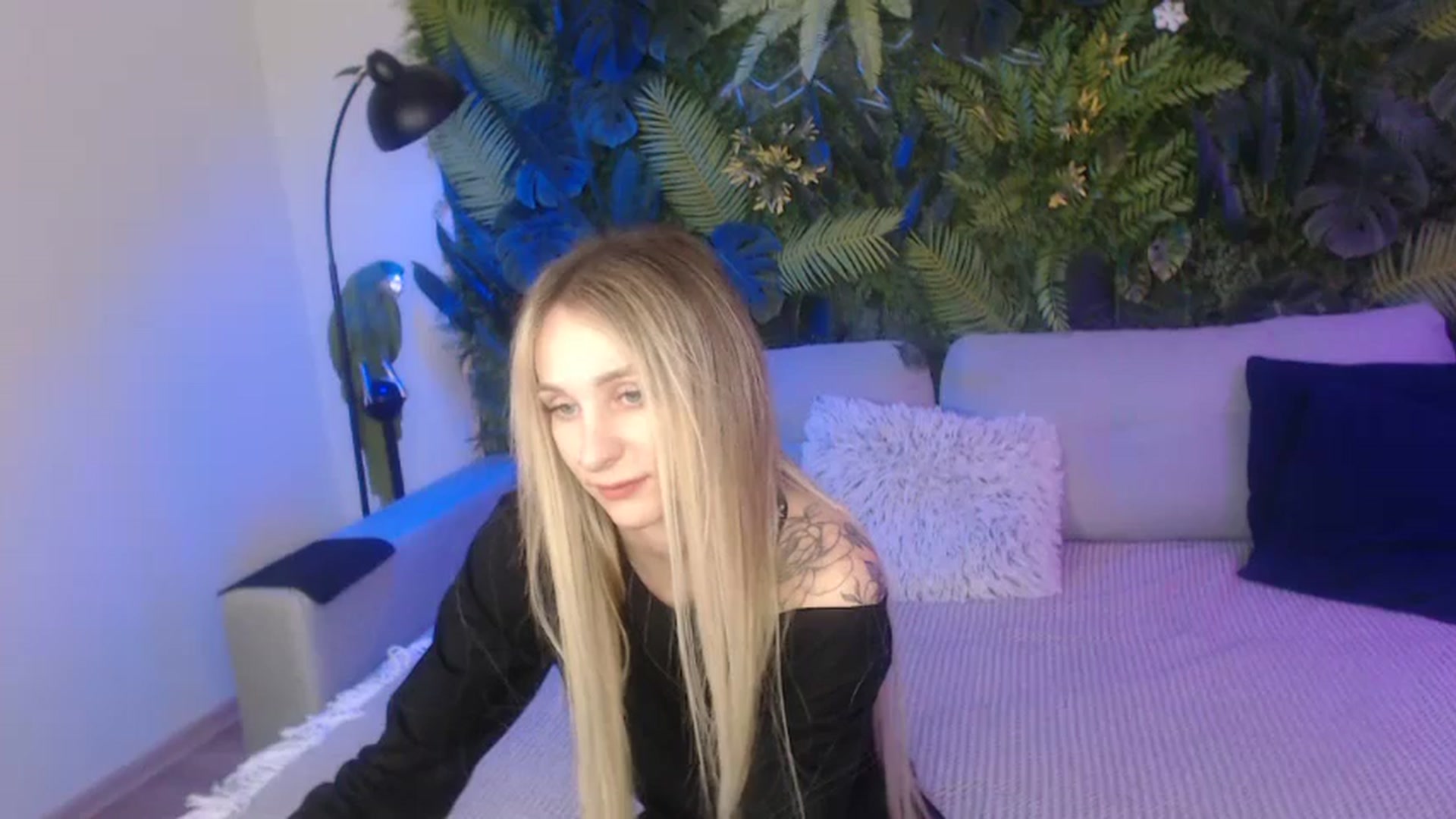 Gallery image thumbnail from Horny_Blond's myfreecams stream on, 11/06/2024, 10:40 image 4 of 20